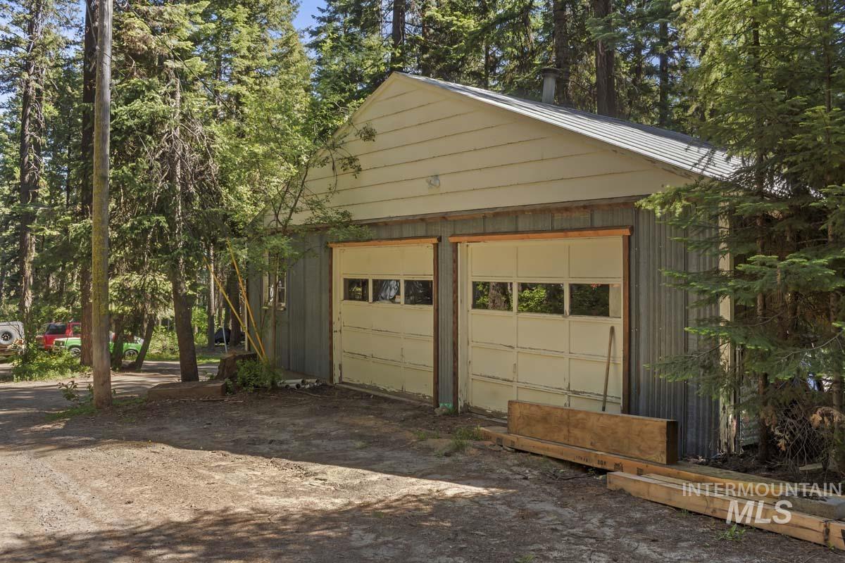 654 Bings Road Property Photo 23