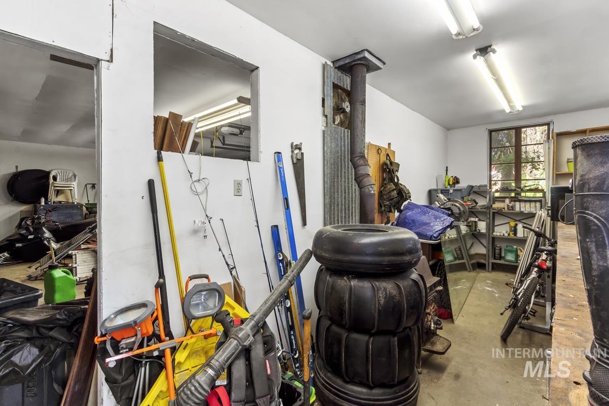 654 Bings Road Property Photo 25