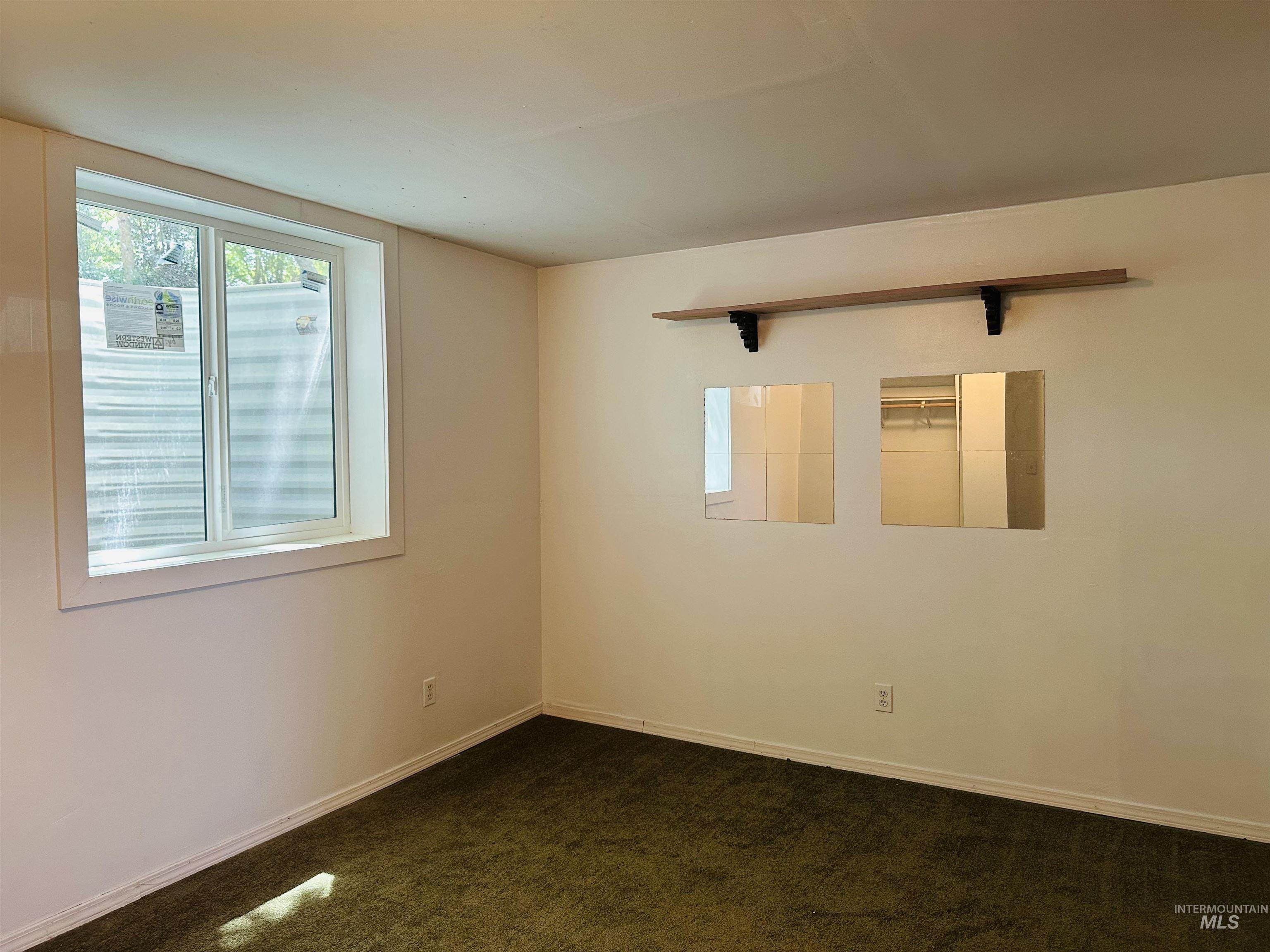 2901 Almo Ave Property Photo 14