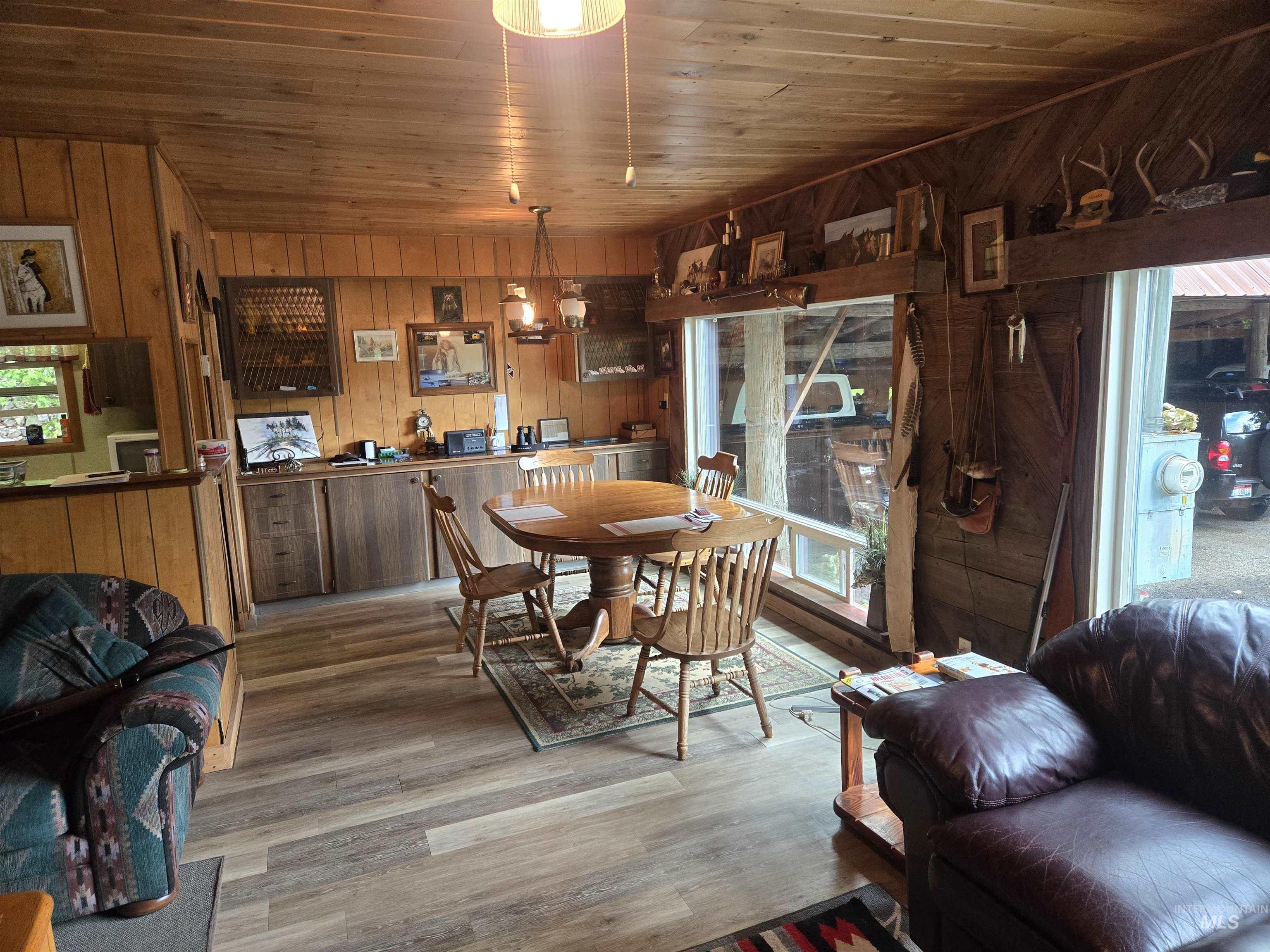 22848 Hwy 11 Property Photo 4