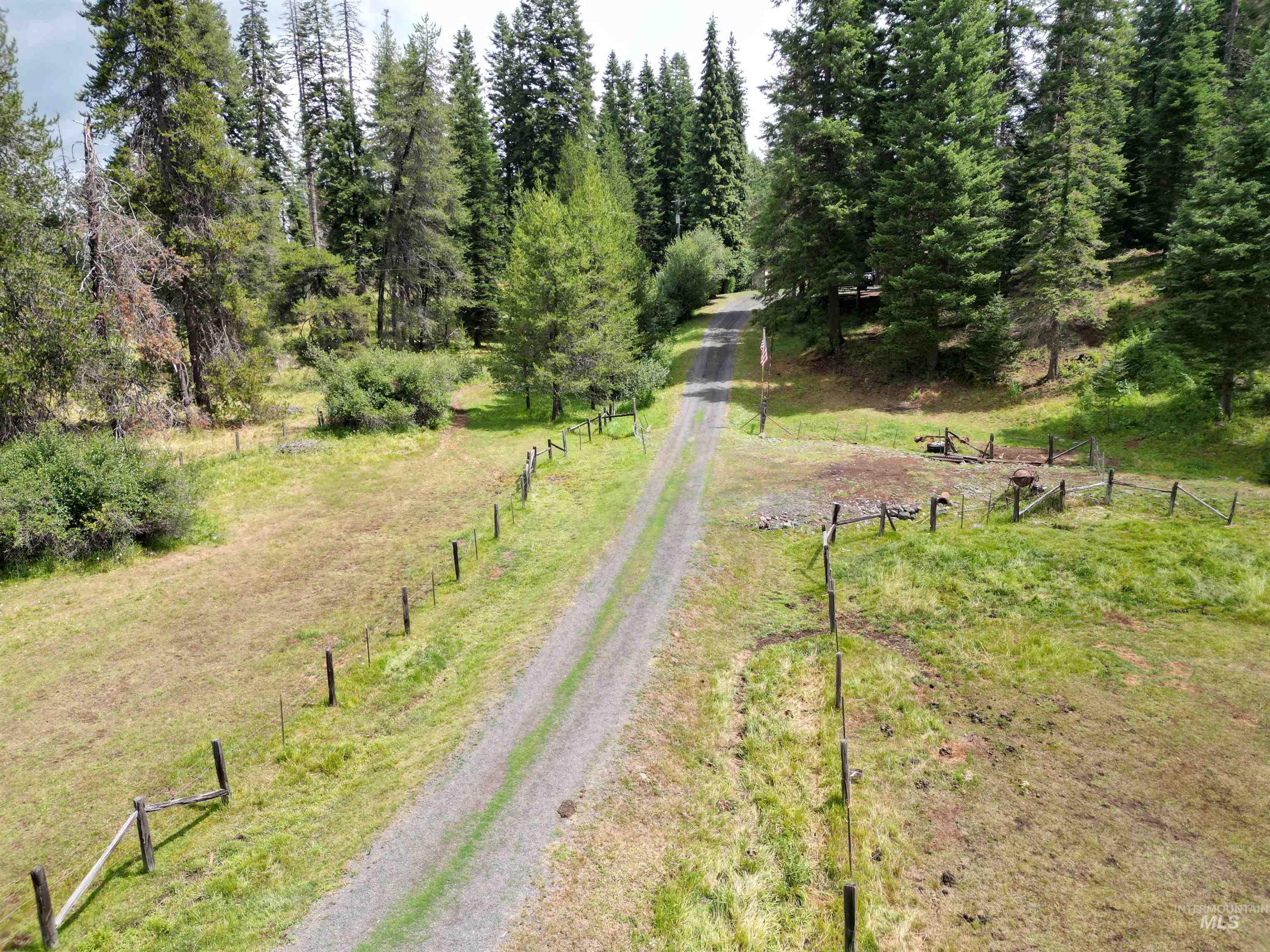 22848 Hwy 11 Property Photo 25