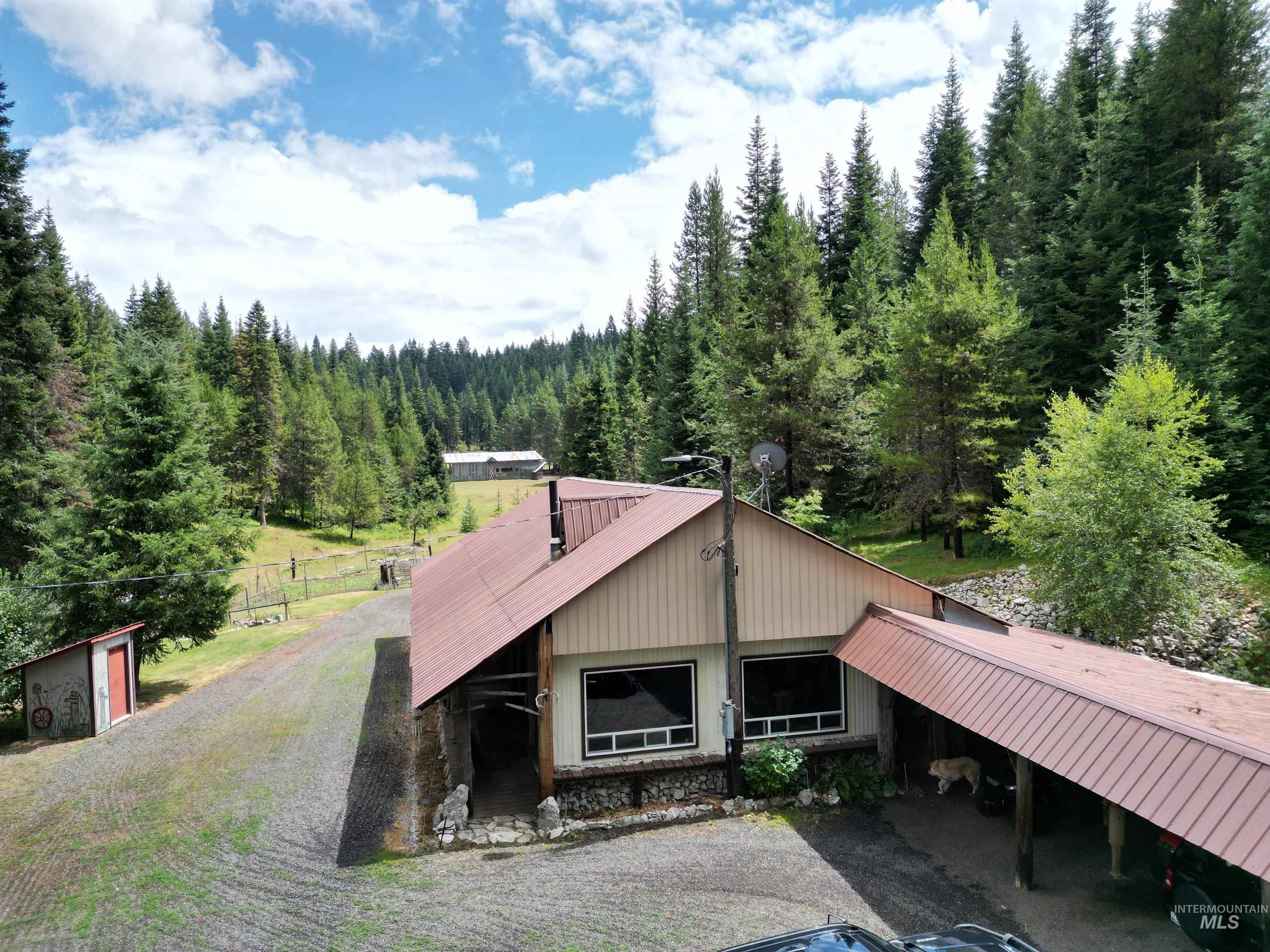 22848 Hwy 11 Property Photo 27