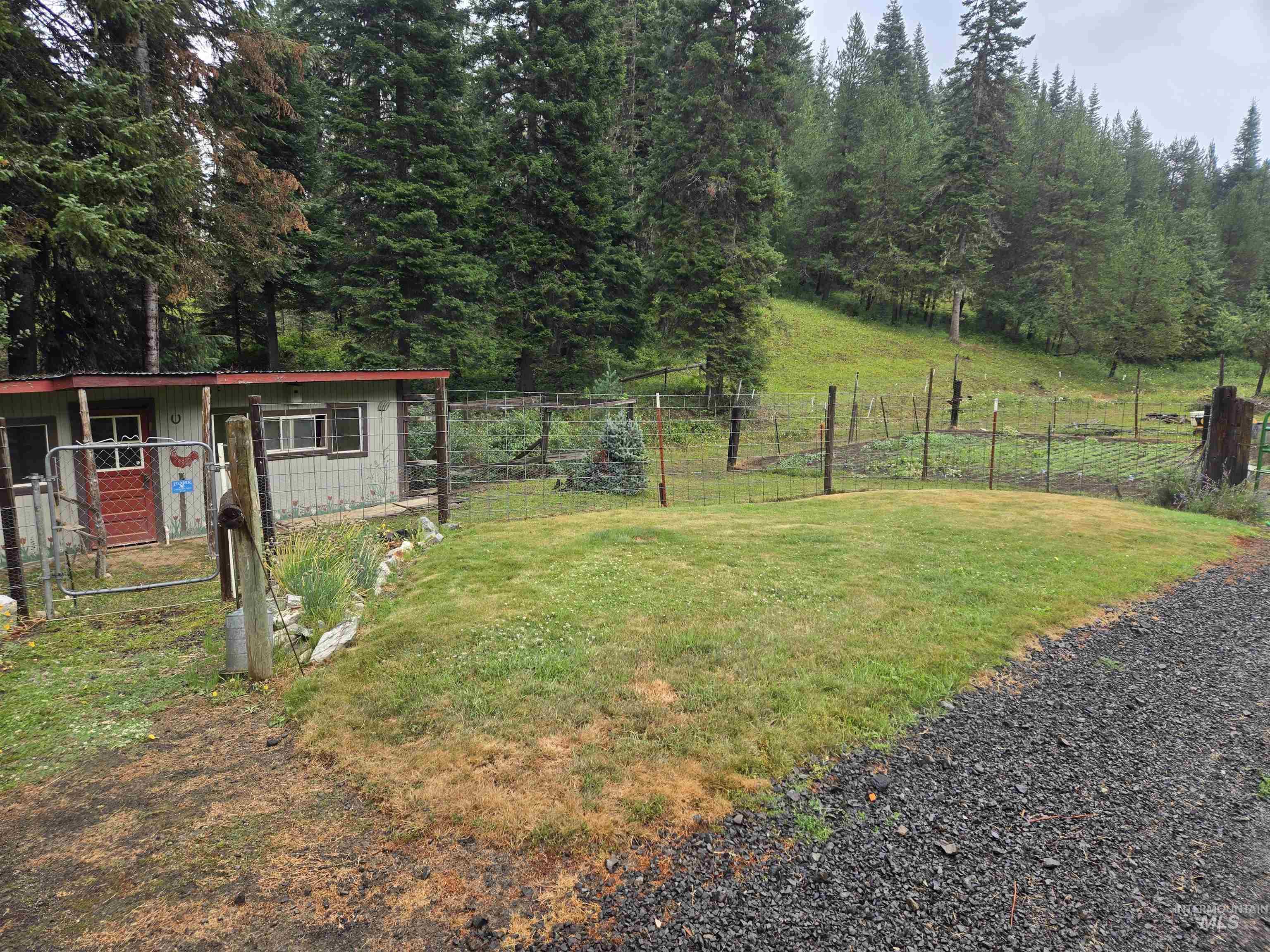 22848 Hwy 11 Property Photo 28