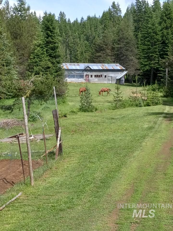 22848 Hwy 11 Property Photo 33