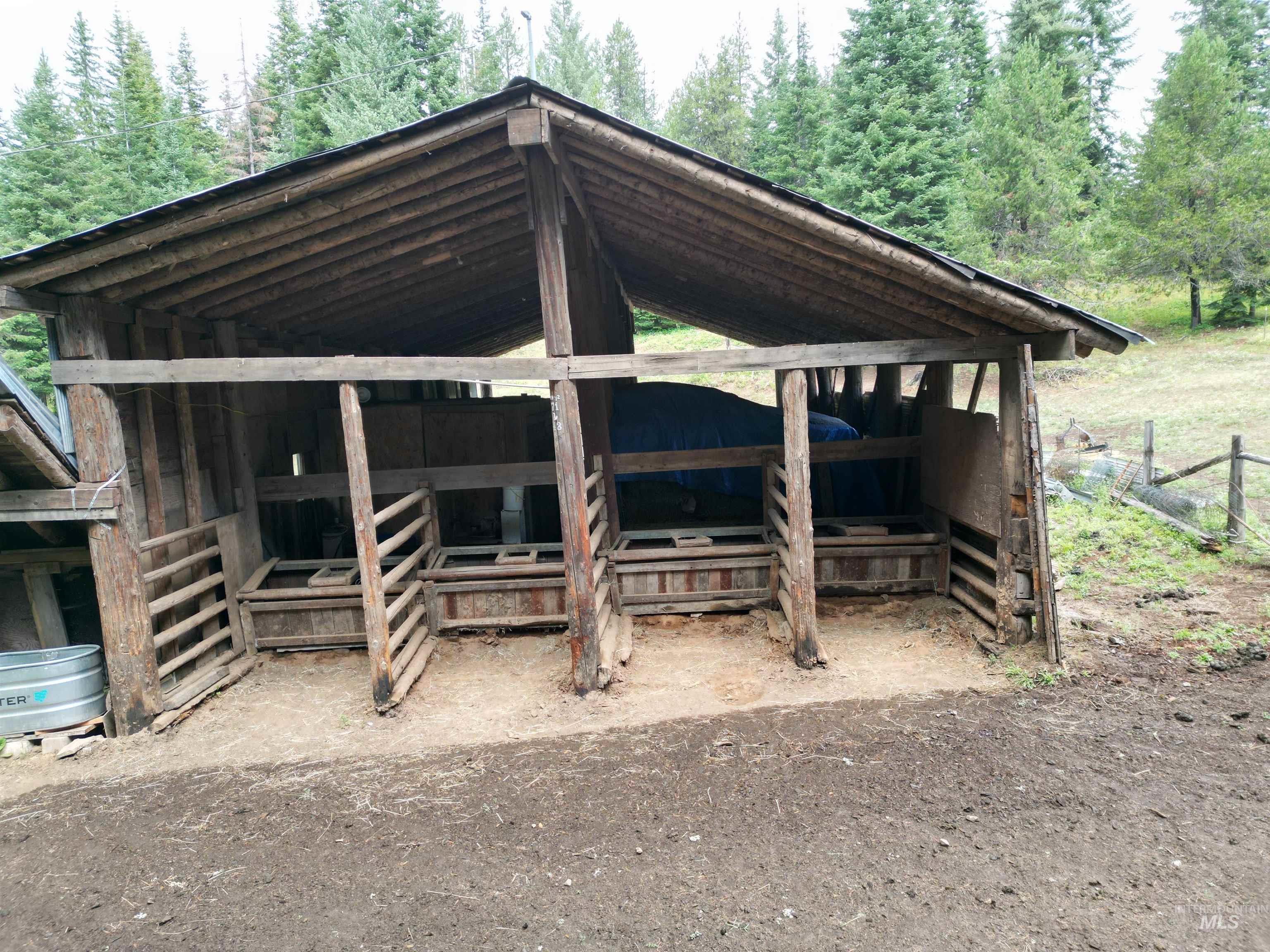 22848 Hwy 11 Property Photo 40