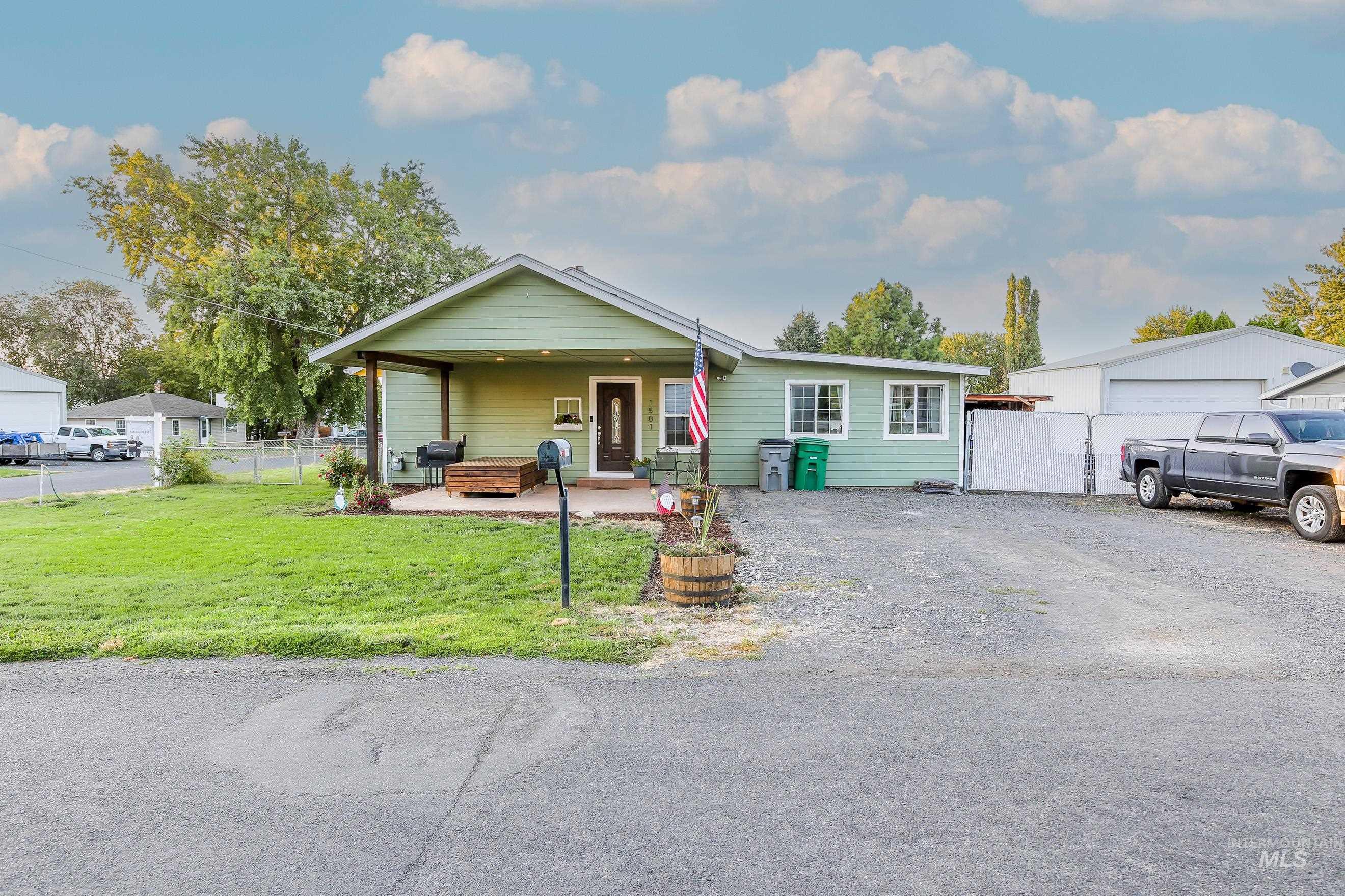 1501 Cedar Ave. Property Photo 1