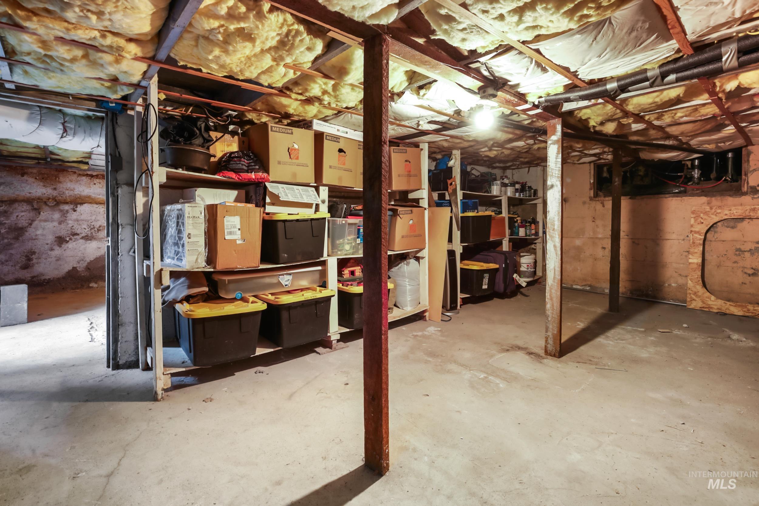 1501 Cedar Ave. Property Photo 25