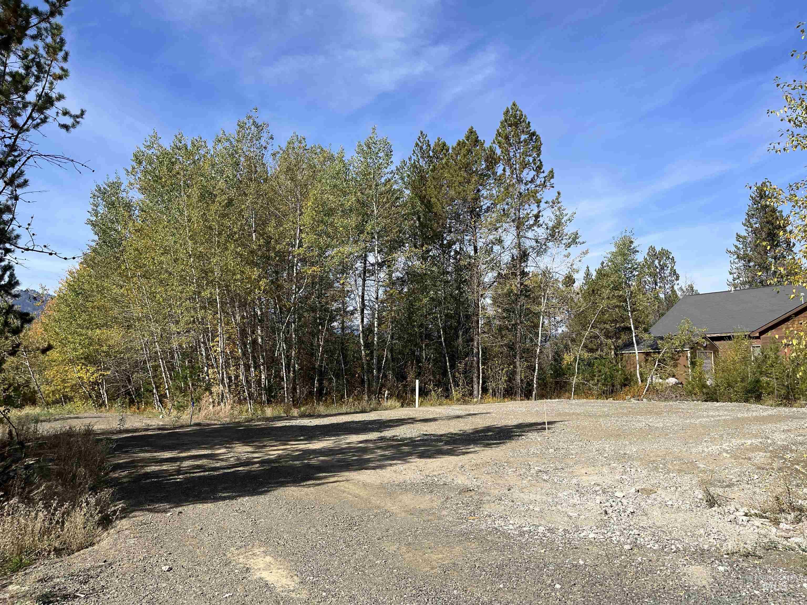12925 Red Fir Rd Property Photo 3