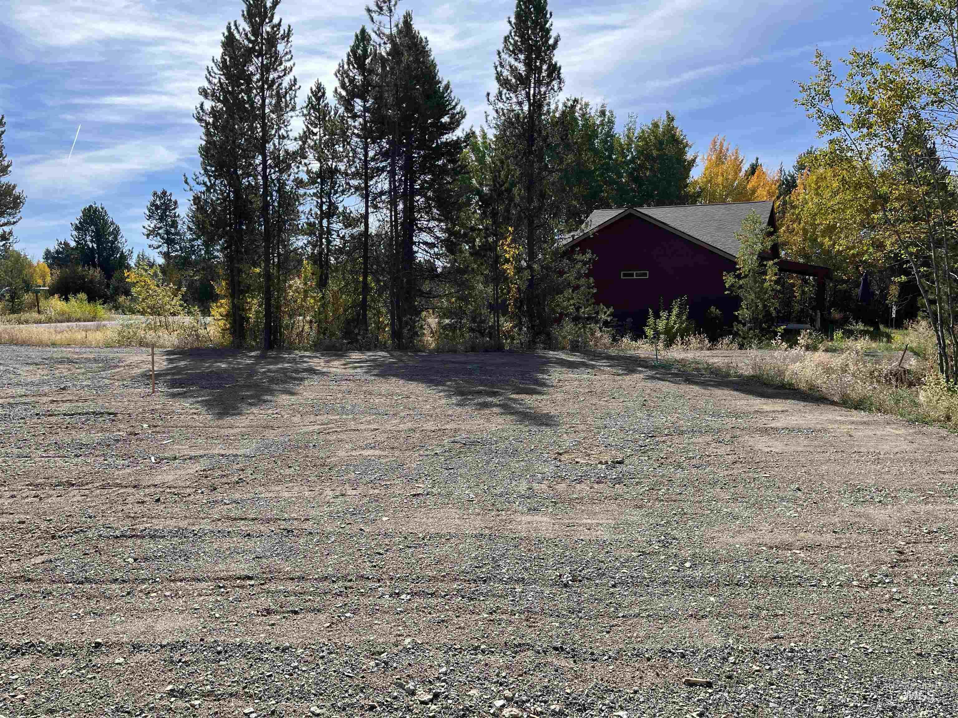 12925 Red Fir Rd Property Photo 4