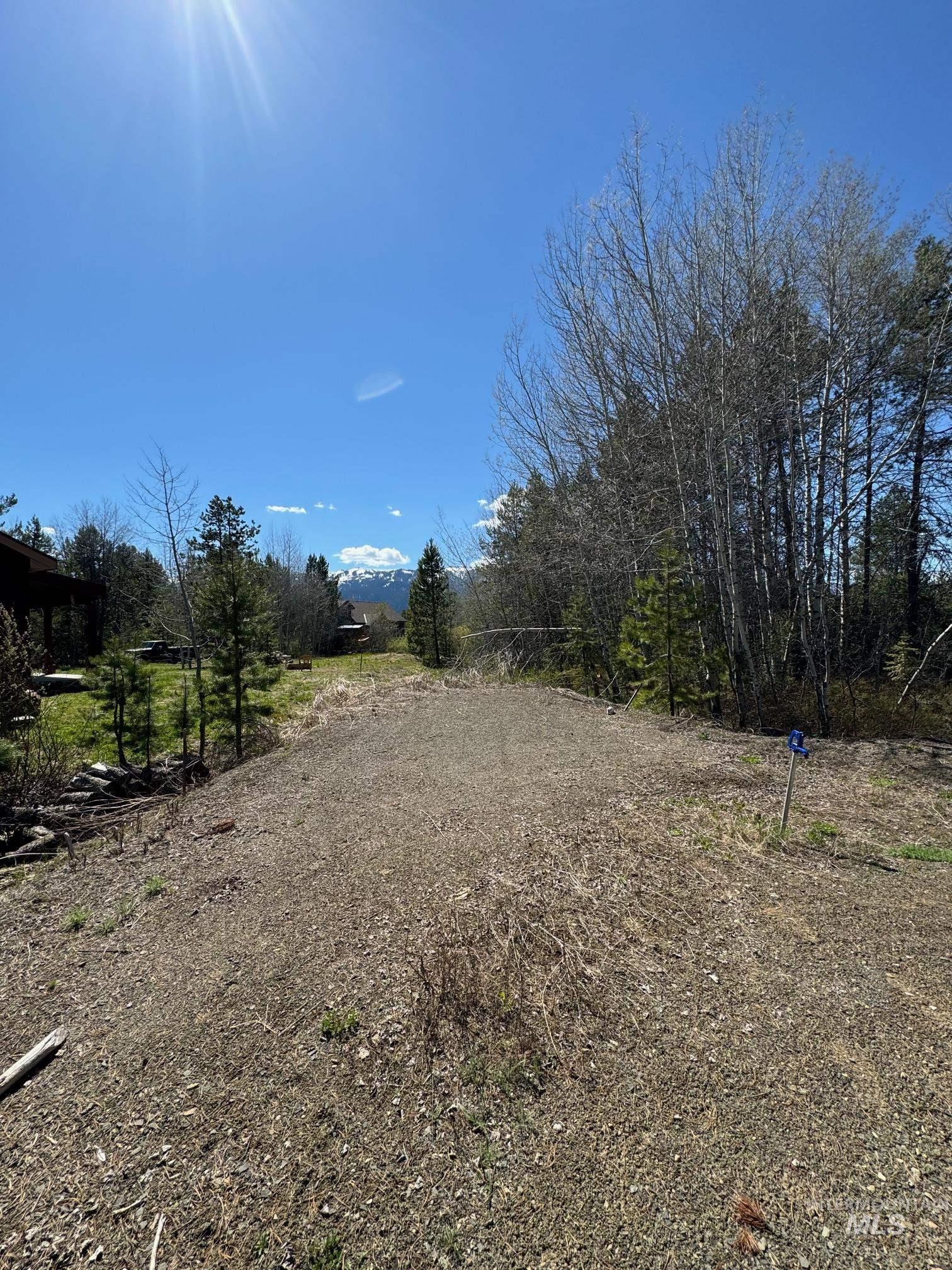 12925 Red Fir Rd Property Photo 6
