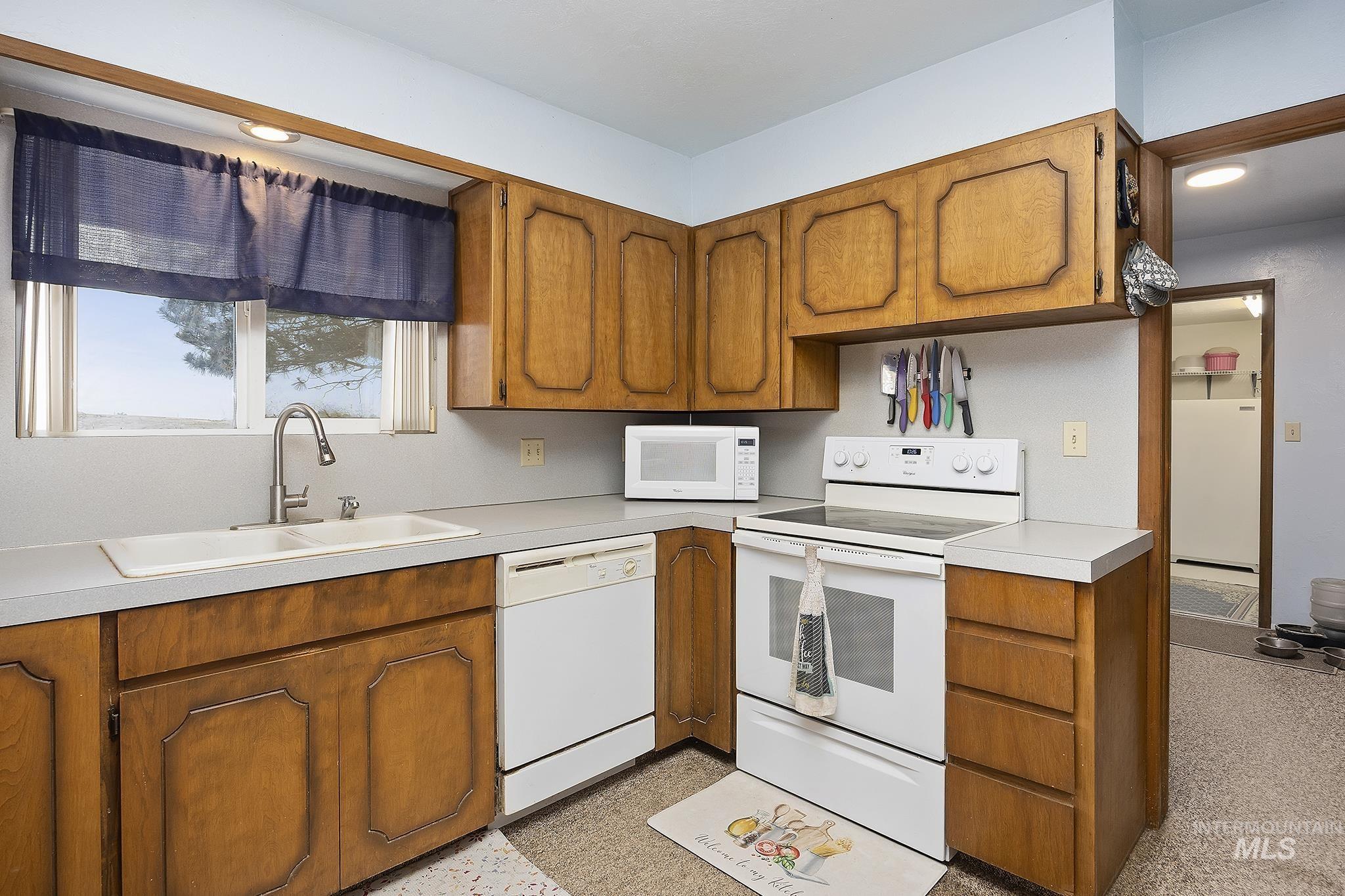 3640b N 1000 E Property Photo 9