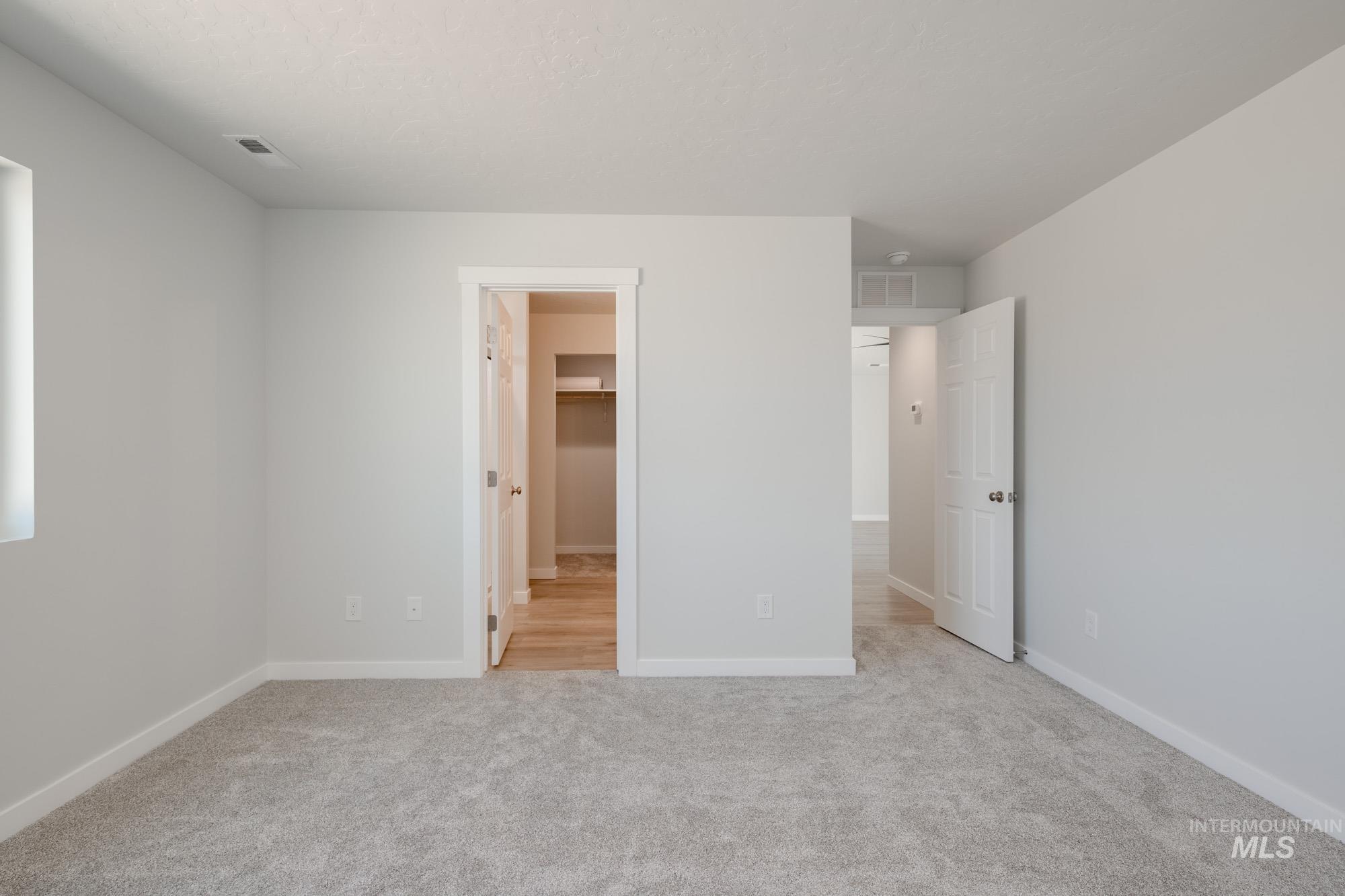 11052 Newton St Property Photo 15