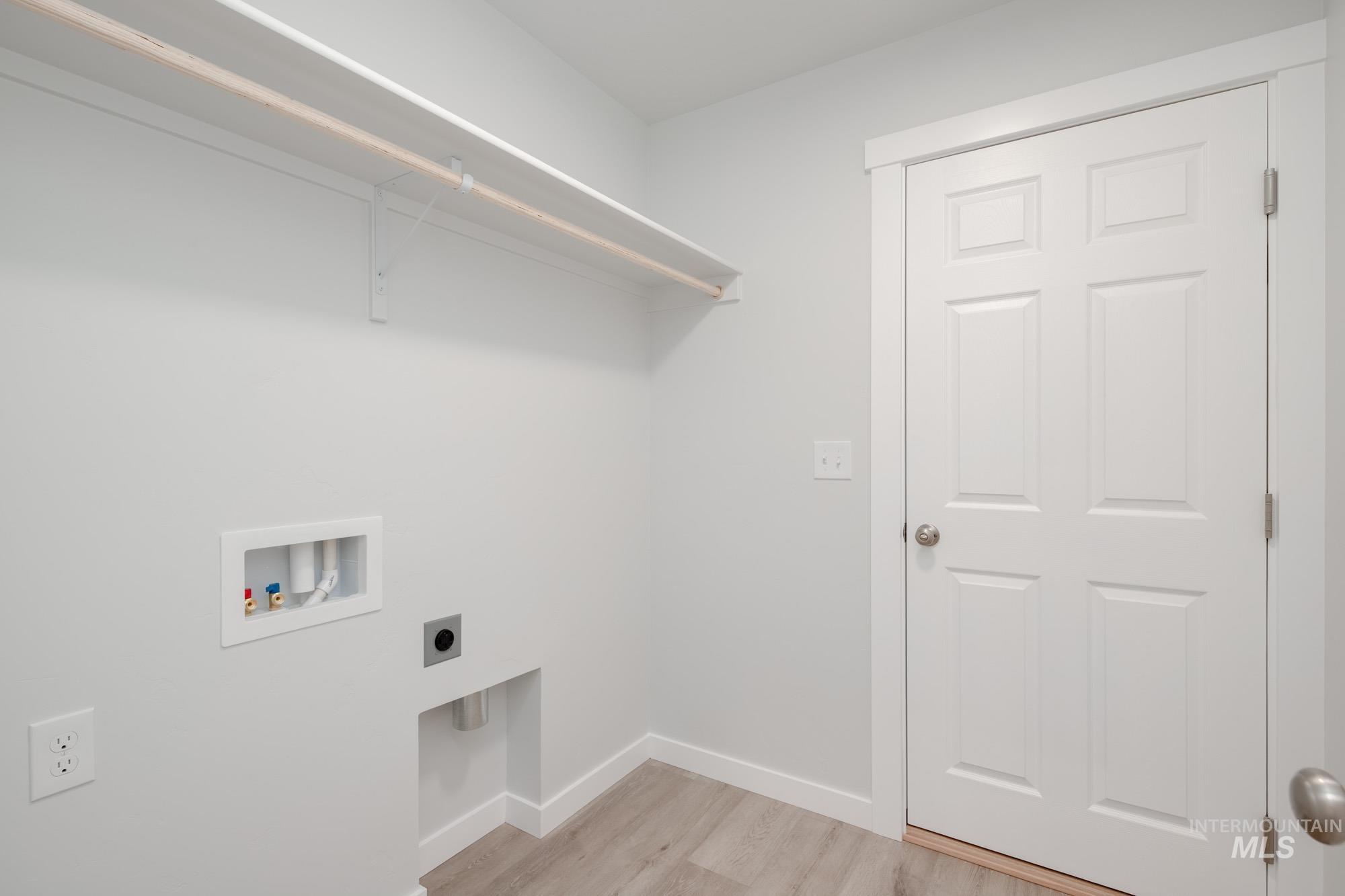 11052 Newton St Property Photo 22