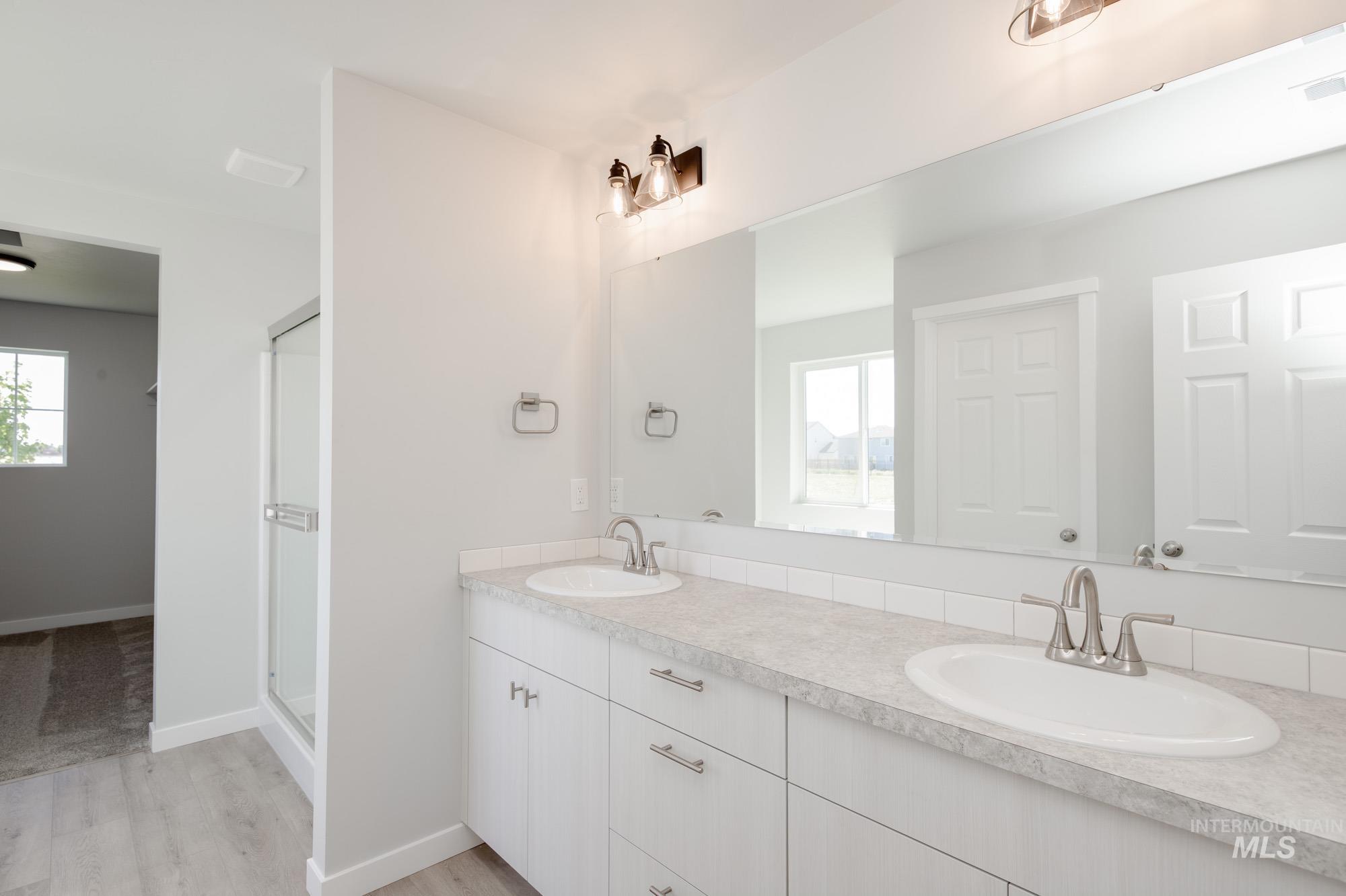 13684 Higley Court Property Photo 15