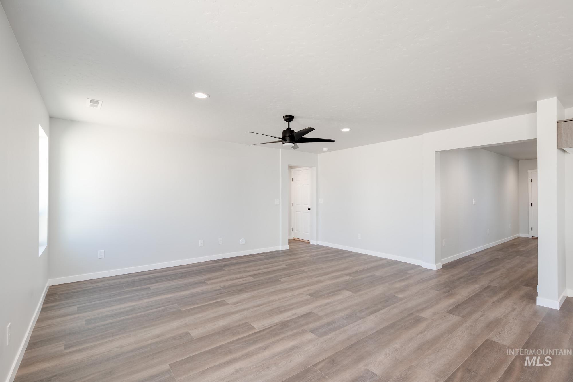 13700 Higley Court Property Photo 14