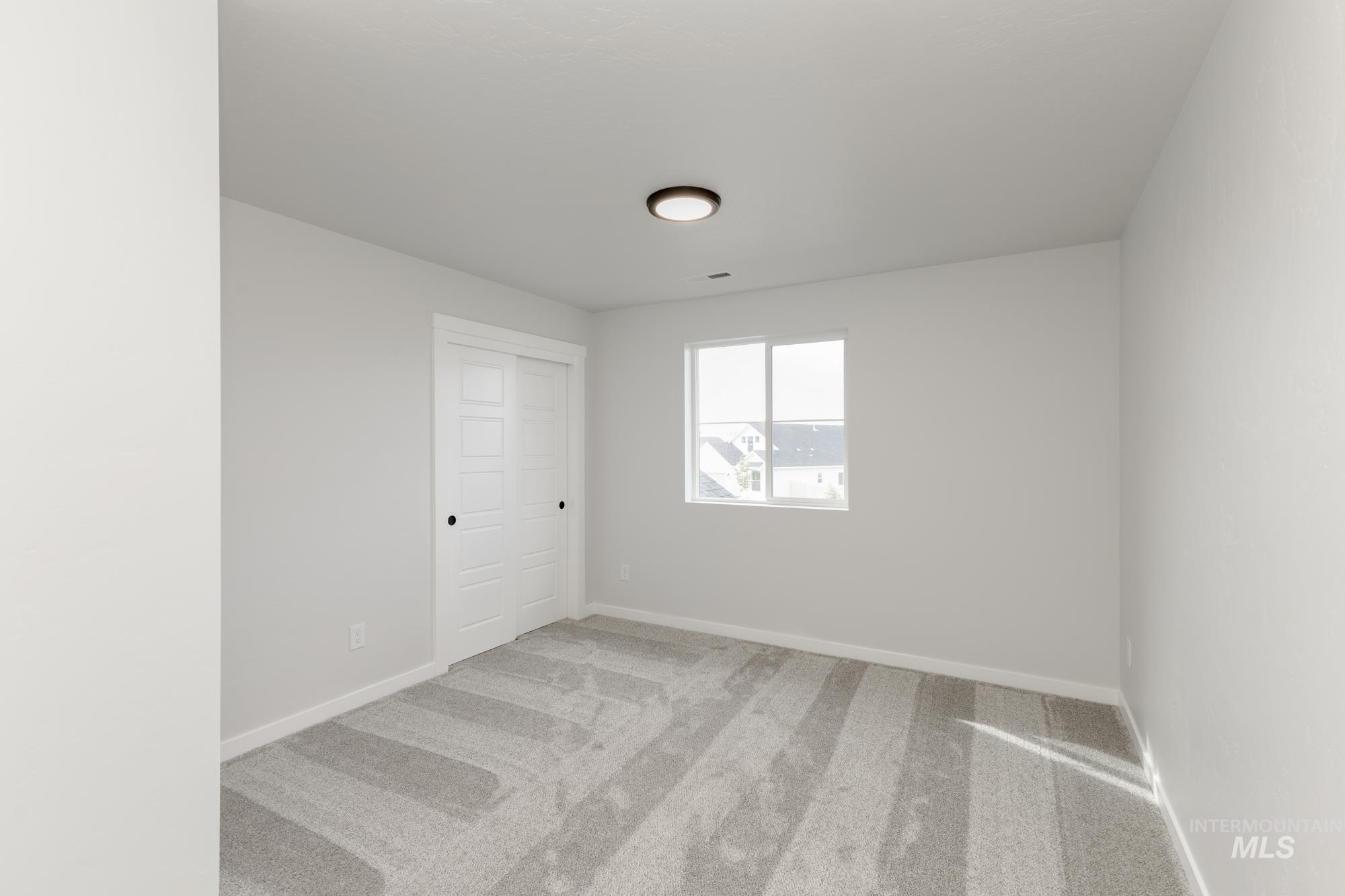 932 E Perjue Basin Dr Property Photo 15