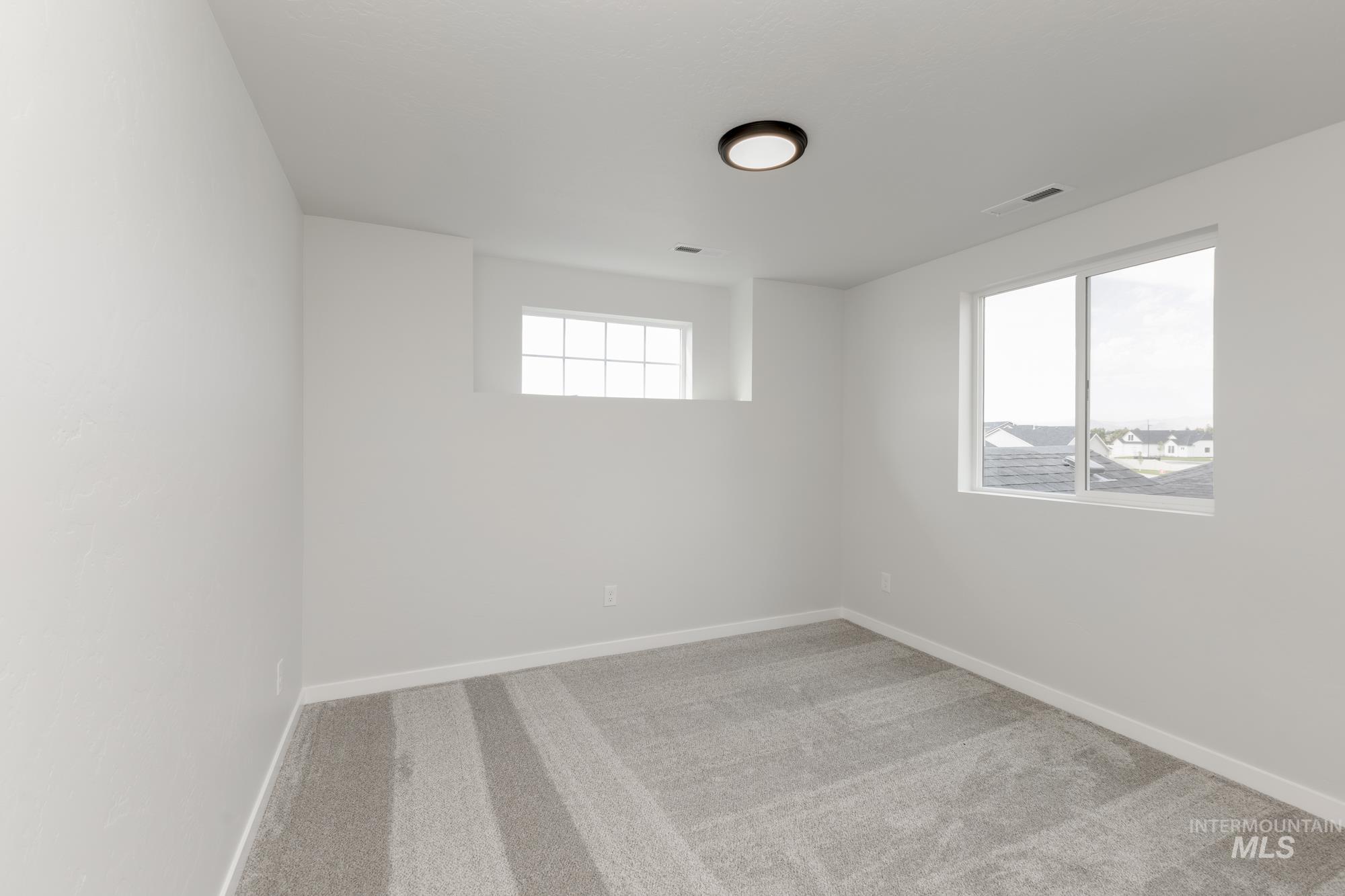 932 E Perjue Basin Dr Property Photo 16