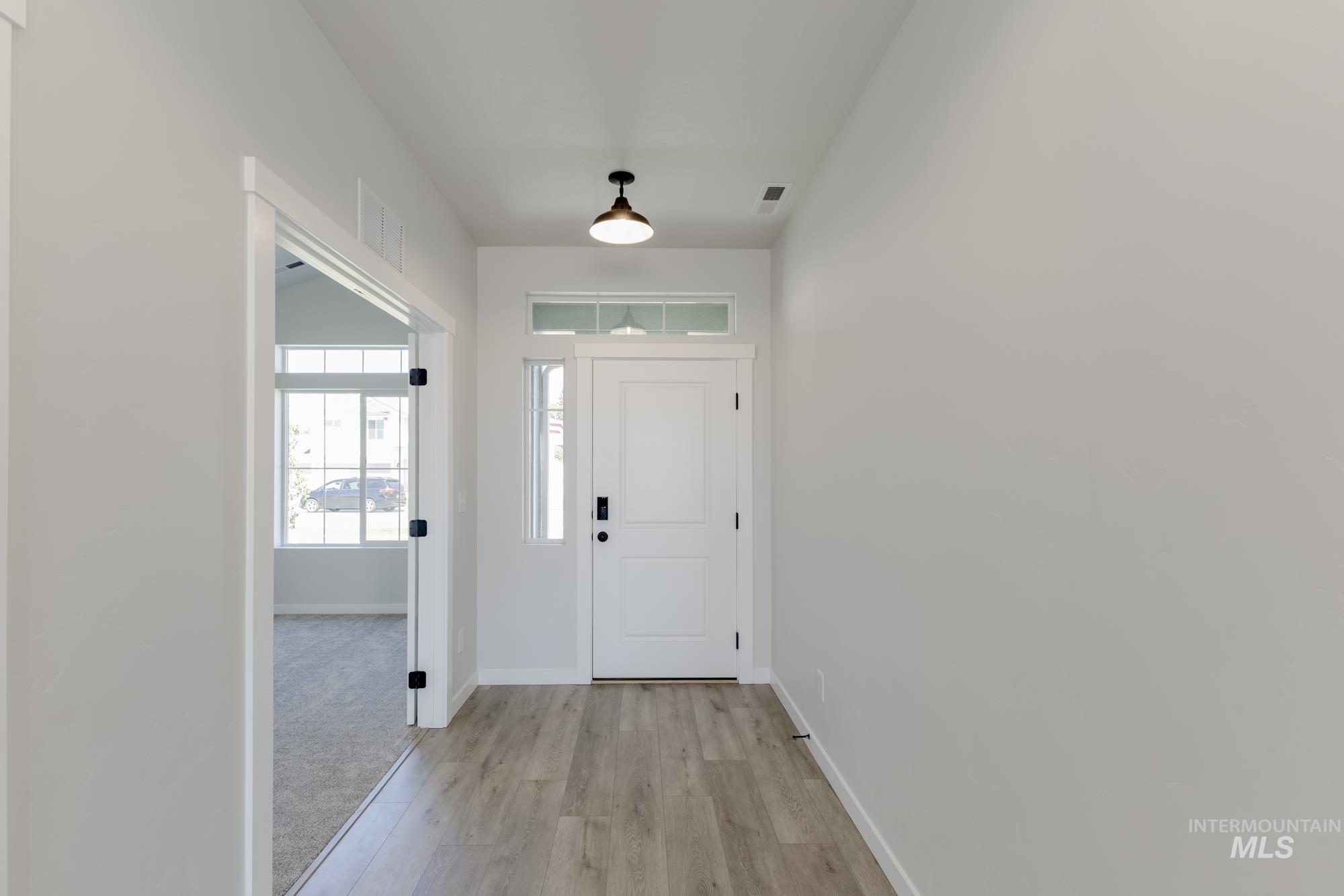 829 E Perjue Basin Dr Property Photo 2