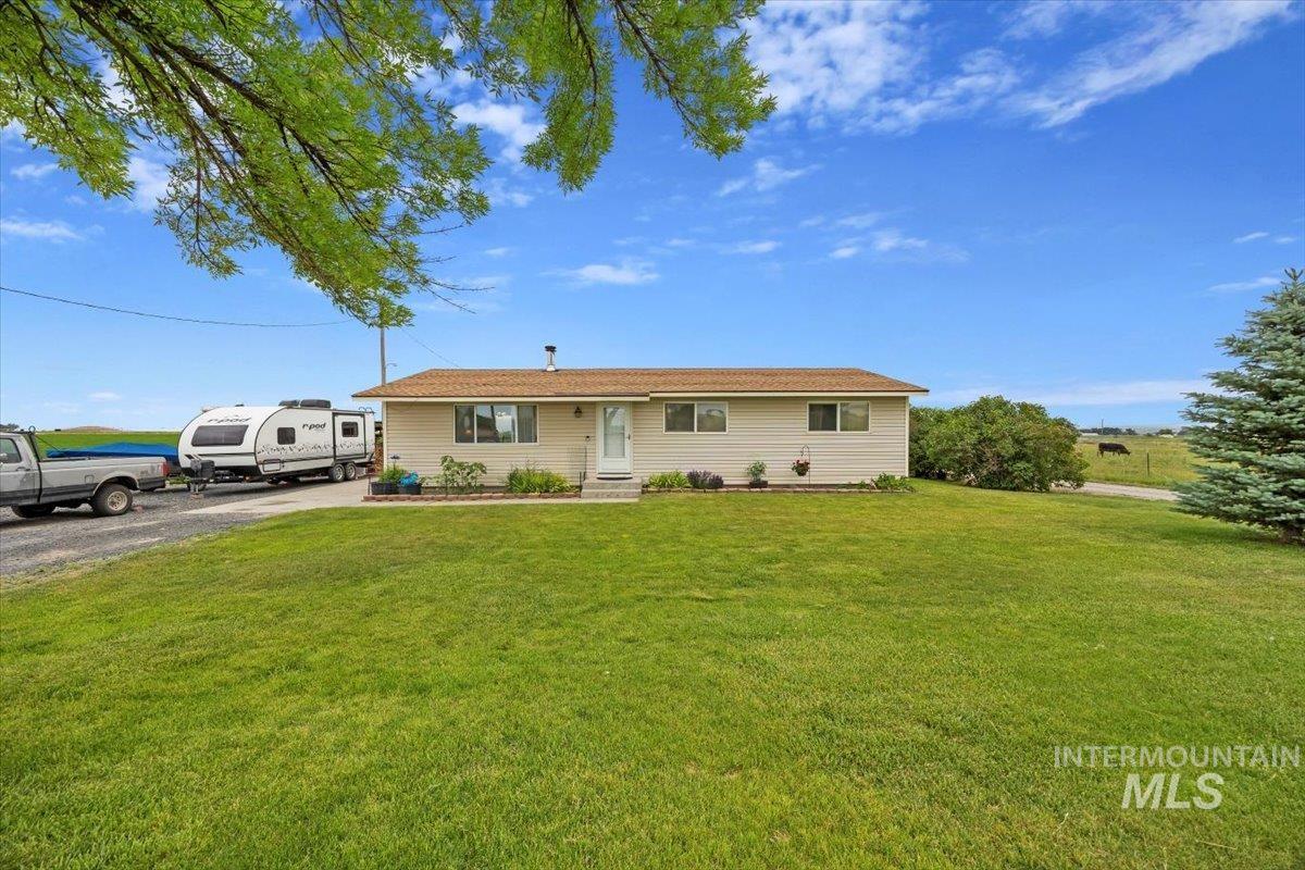 1910 E 3950 N Property Photo 1