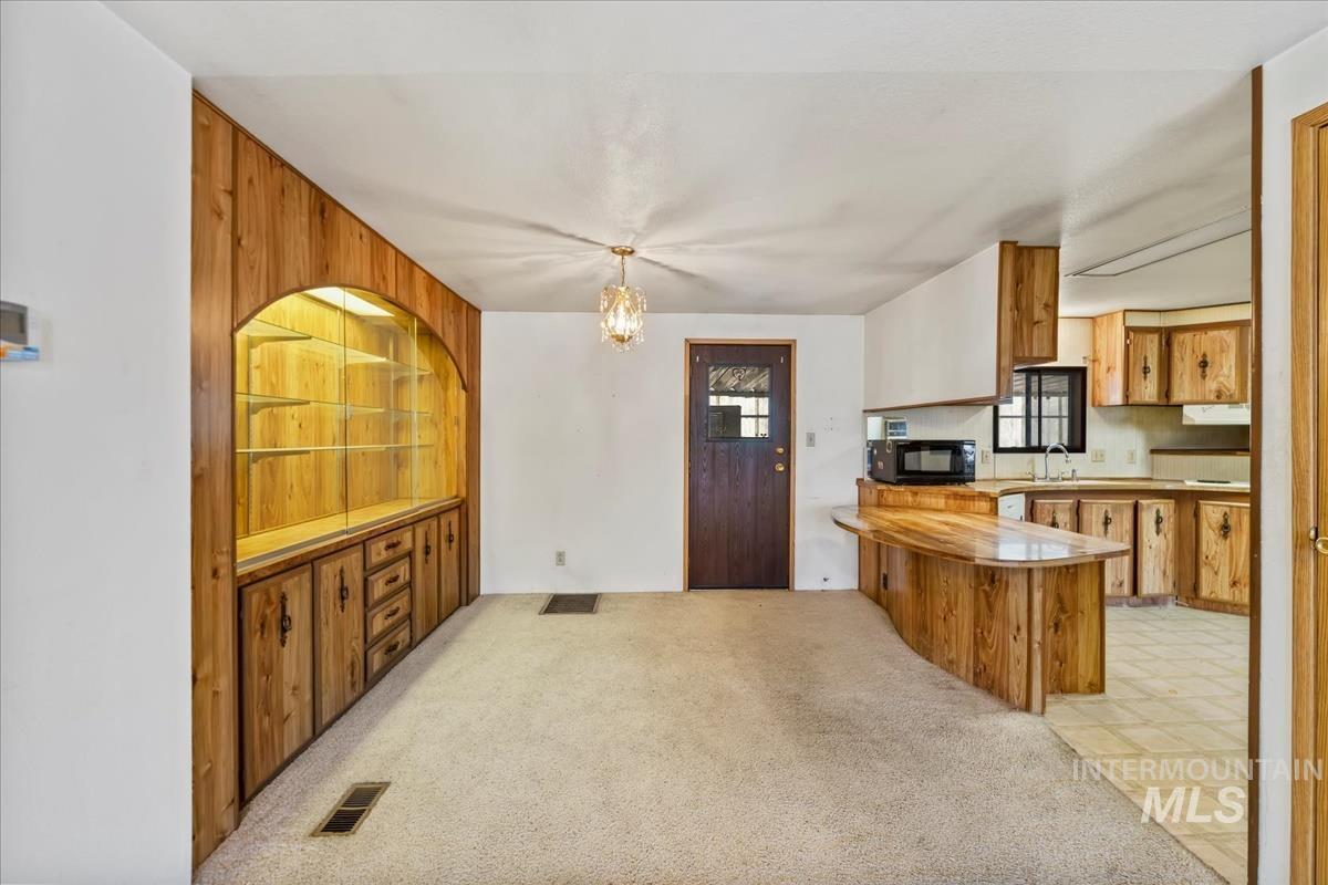 914 N Midland Blvd Property Photo 10