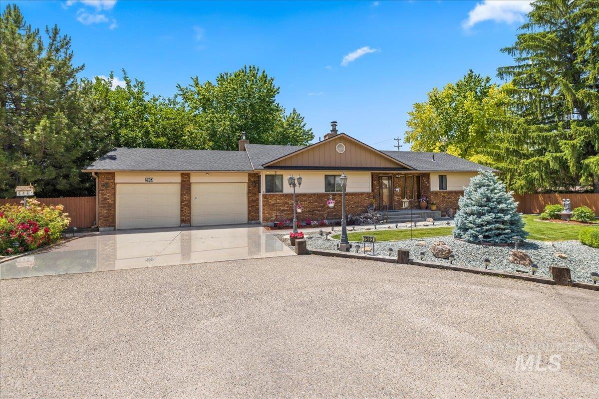 2503 Lyle Ct Property Photo 1