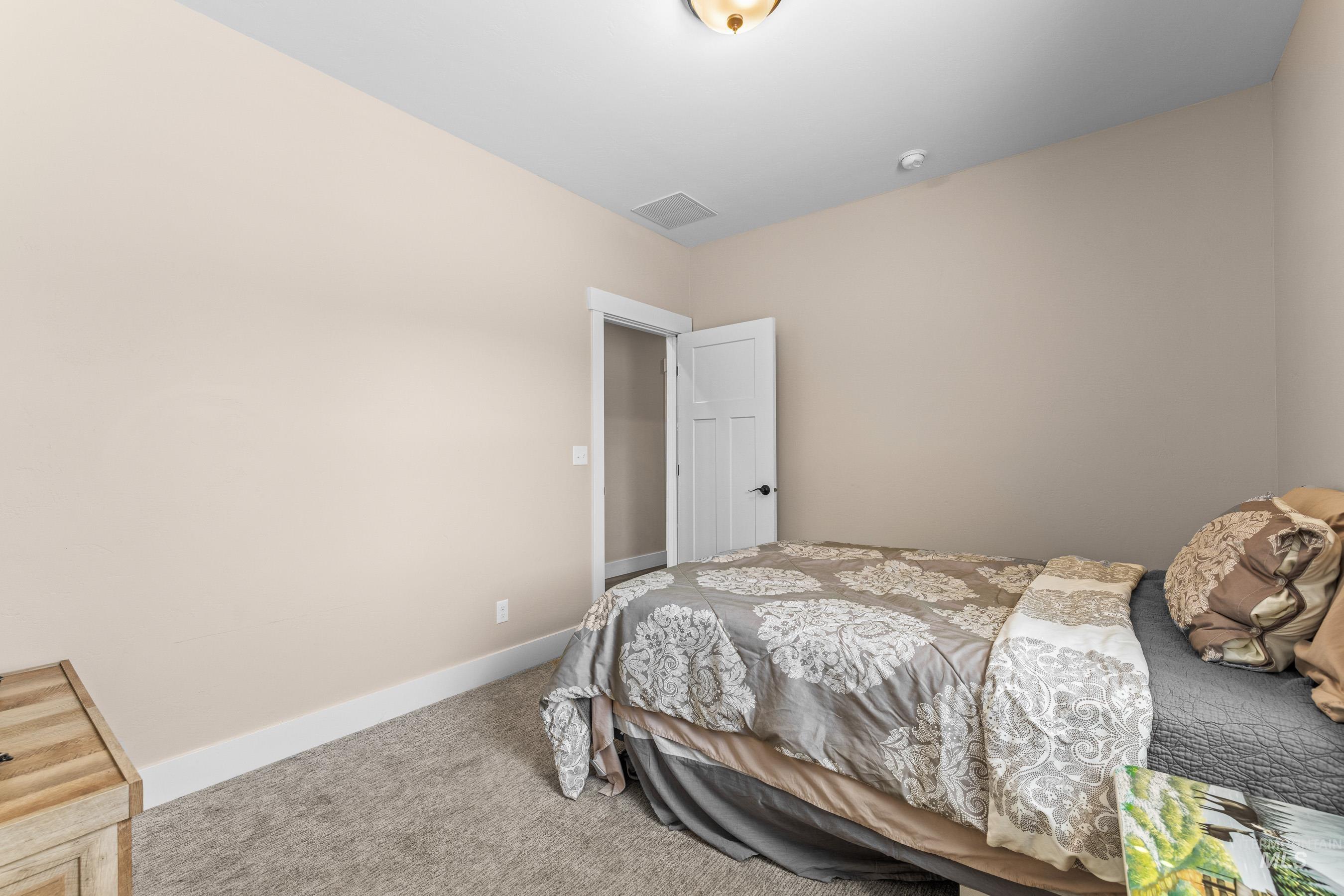 656 Fox Ridge Lane Property Photo 23