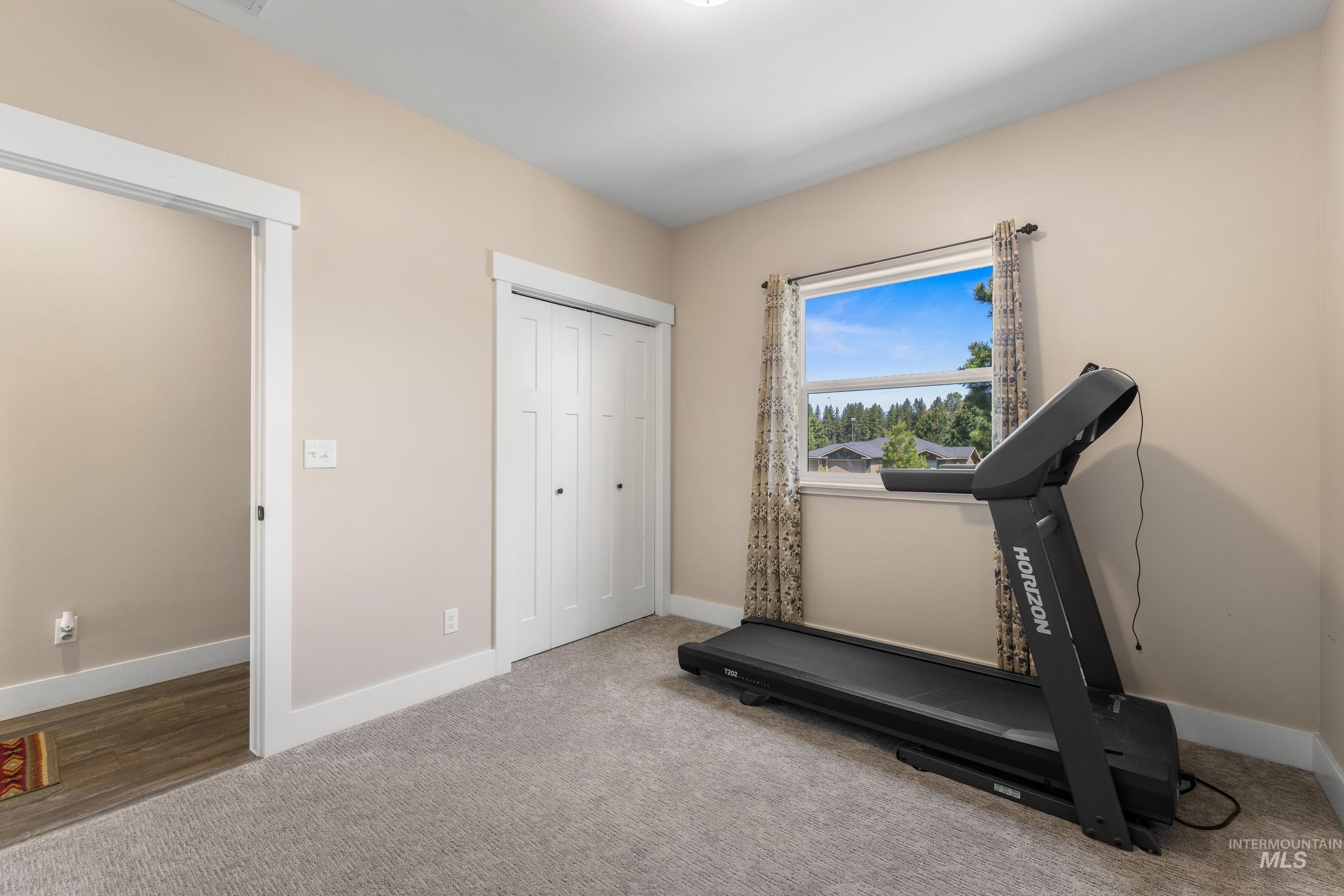 656 Fox Ridge Lane Property Photo 25