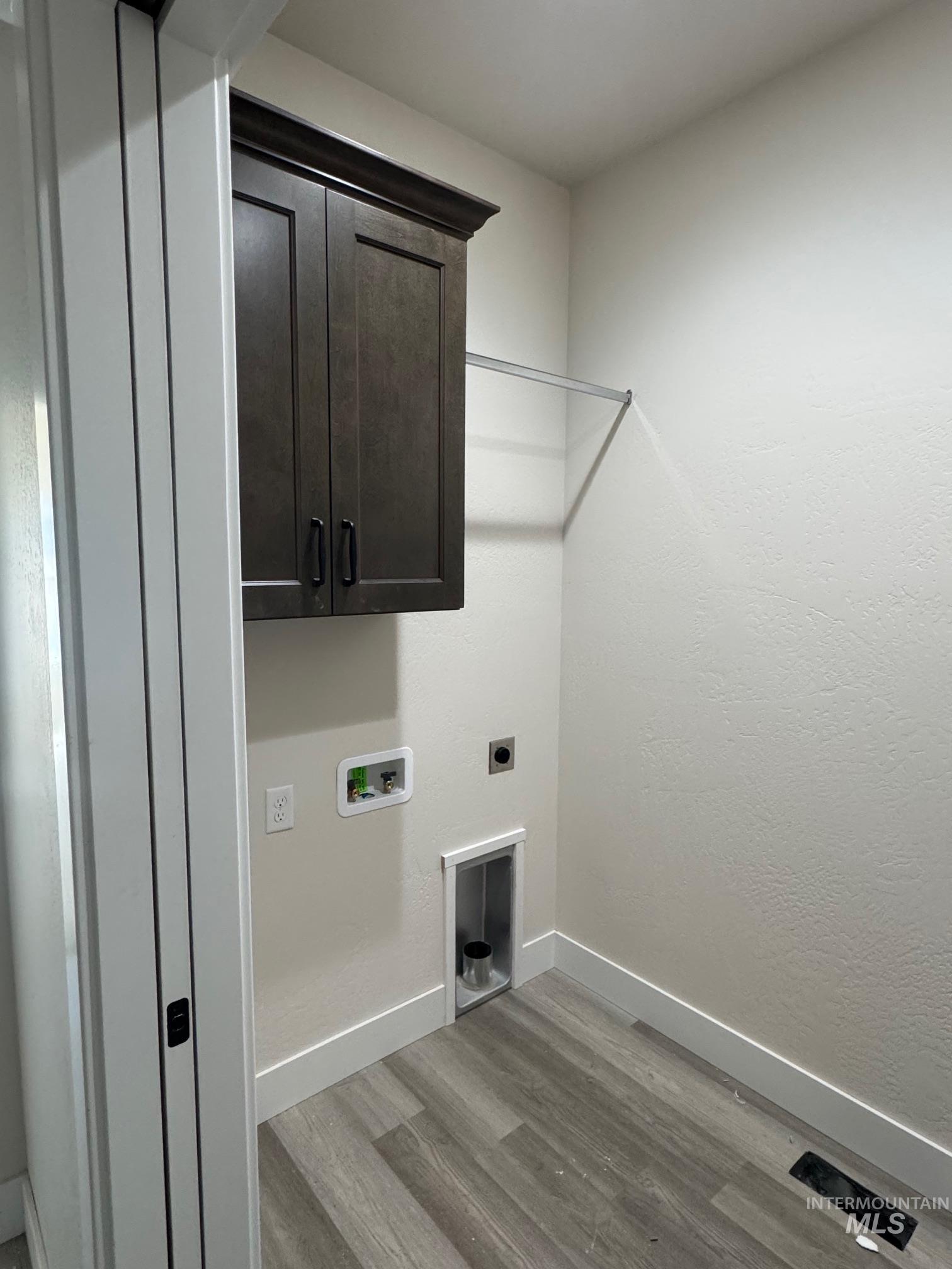 928 Gregory Way Property Photo 14