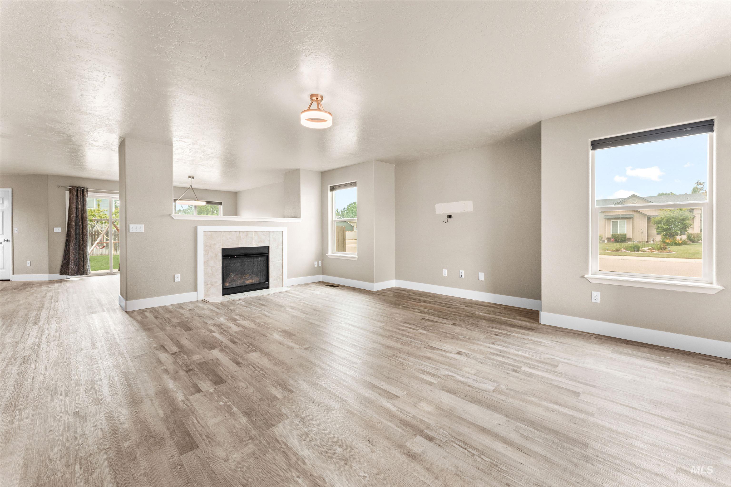 5291 N Midnight Haze Way Property Photo 5