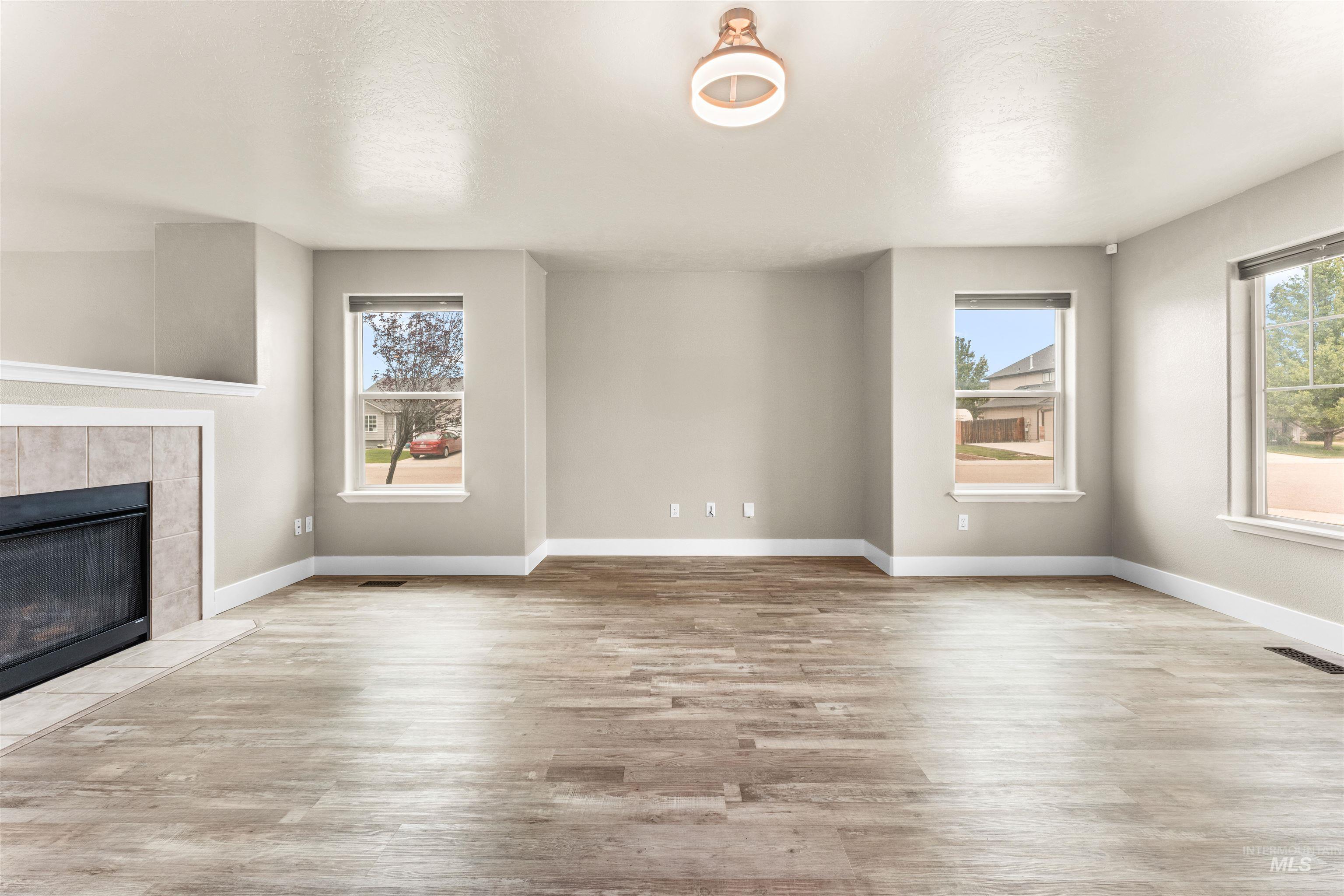 5291 N Midnight Haze Way Property Photo 6