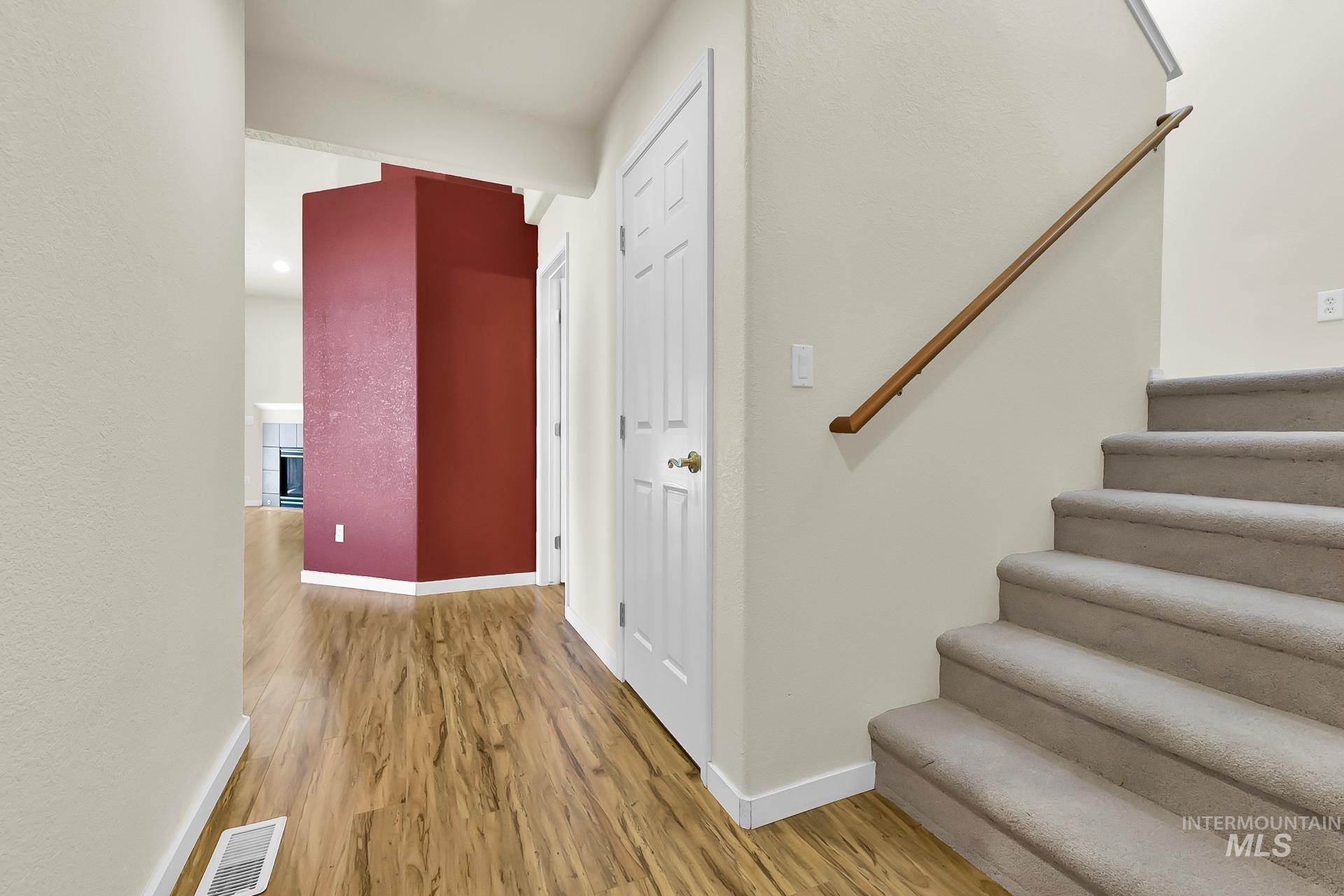 6149 W Villa Park St Property Photo 6
