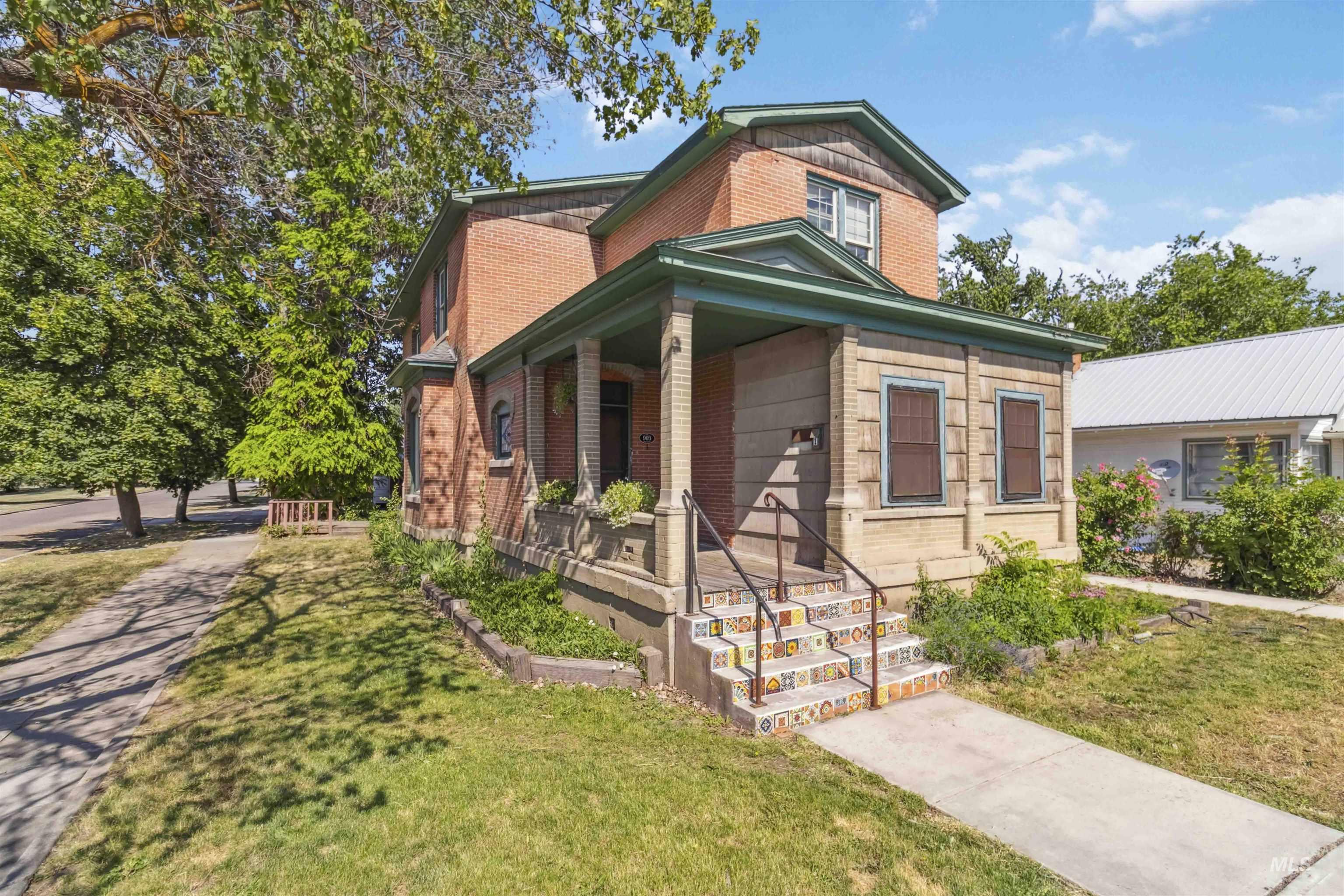 903 State Street Property Photo 1