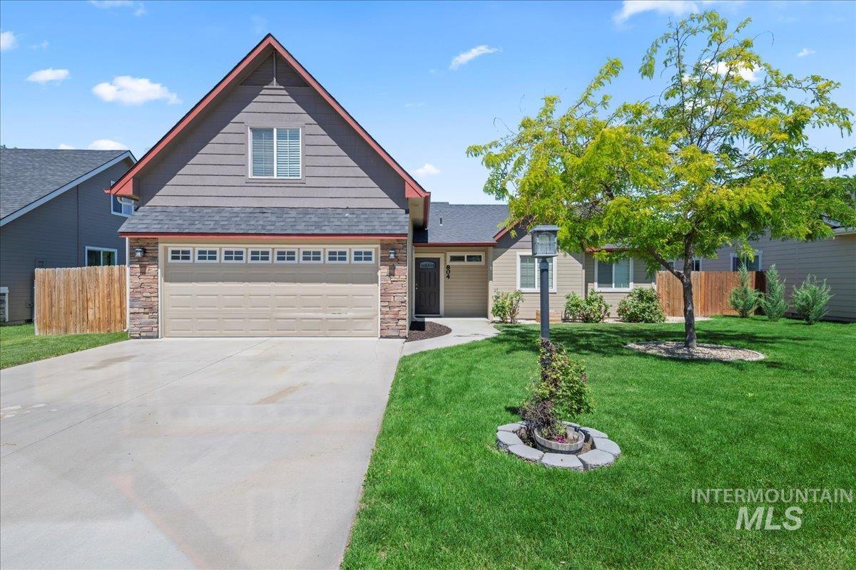 804 Brampton Drive Property Photo 1