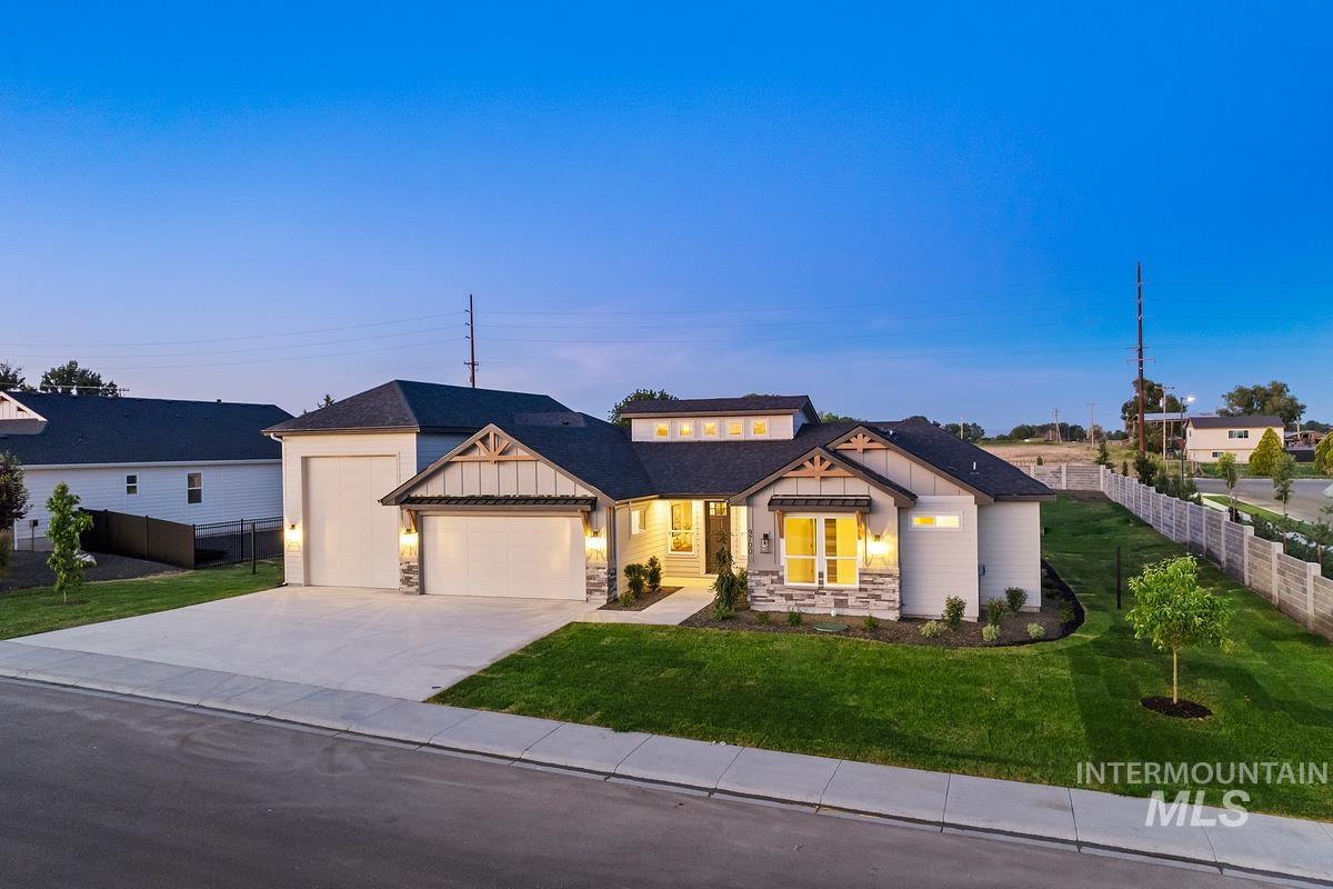 9700 S Prairie Falcon Ave. Property Photo 1