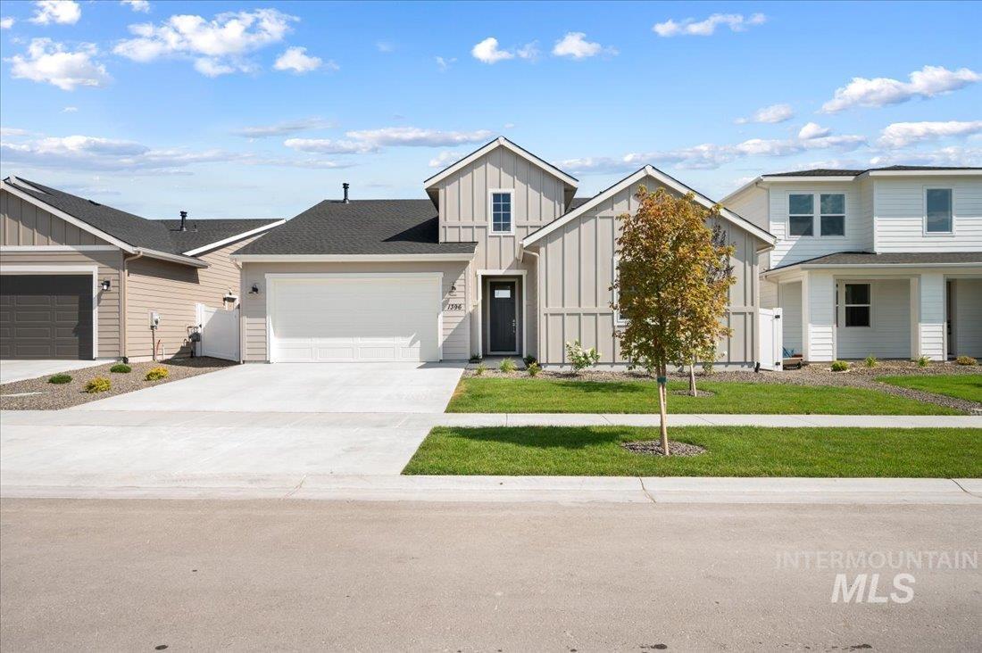 6054 W Pewter Point St Property Photo