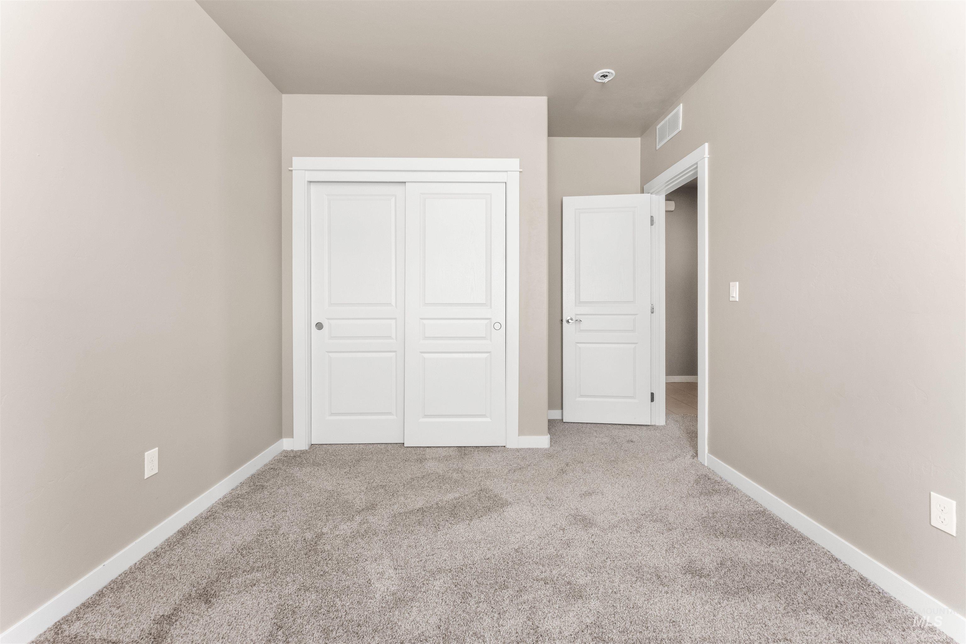 12457 W Awbrey St Property Photo 14