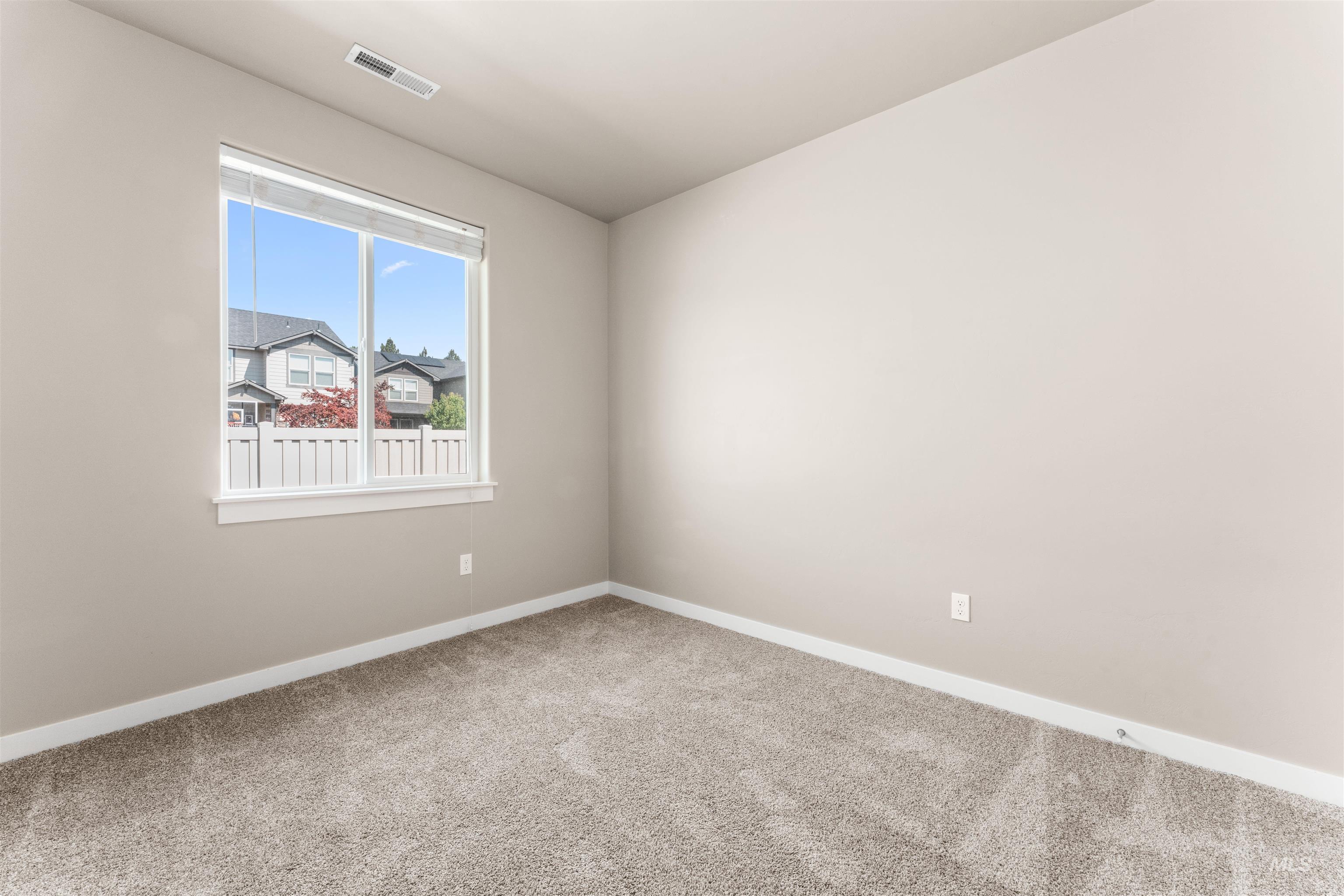 12457 W Awbrey St Property Photo 15