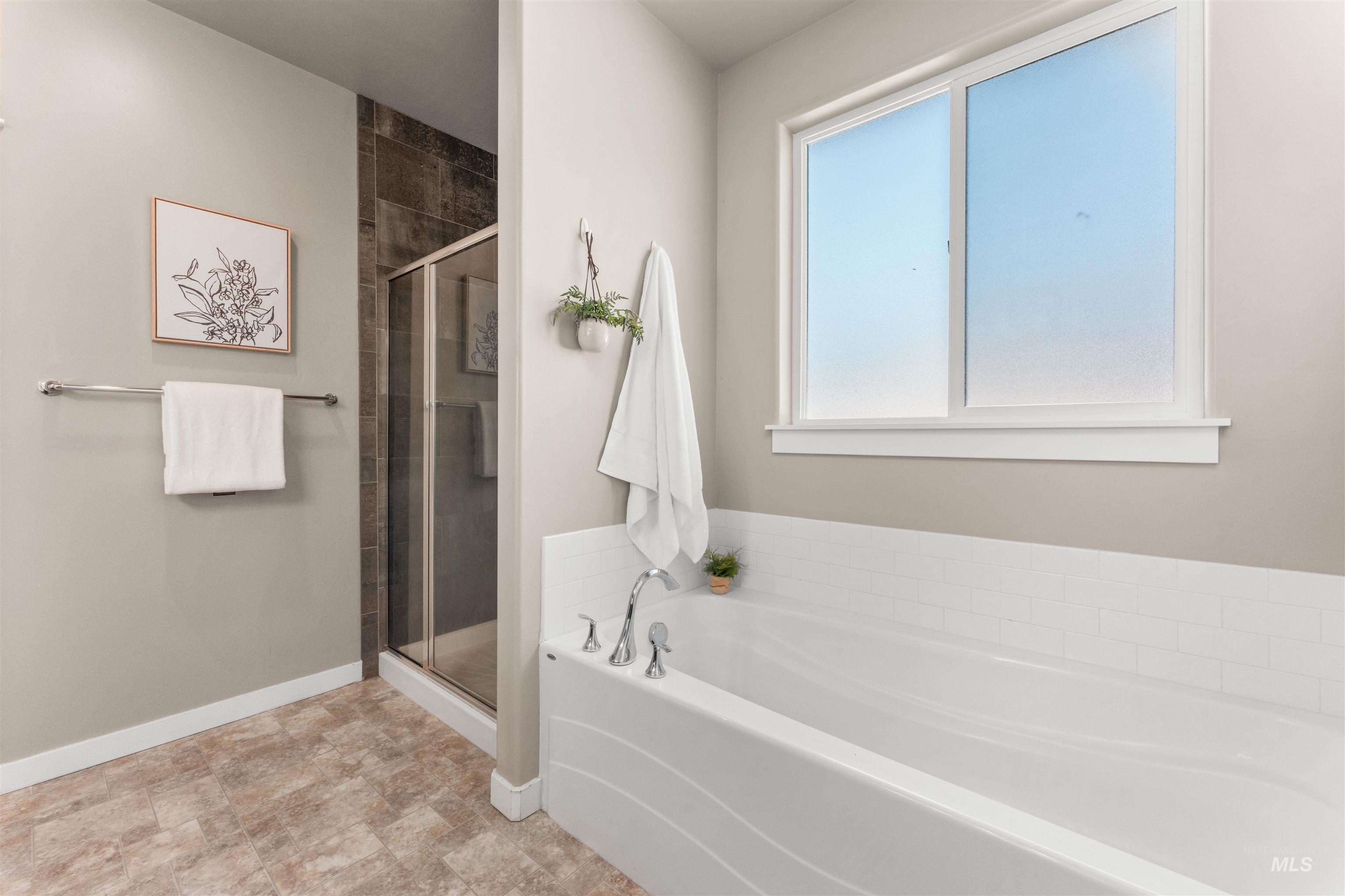 12457 W Awbrey St Property Photo 28