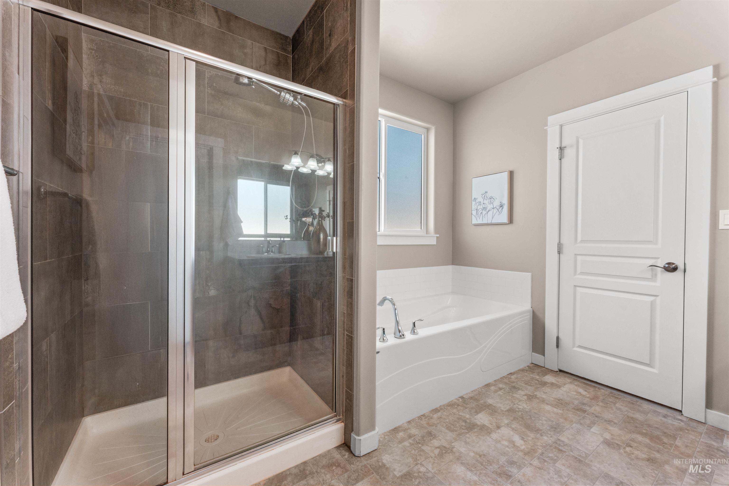 12457 W Awbrey St Property Photo 29