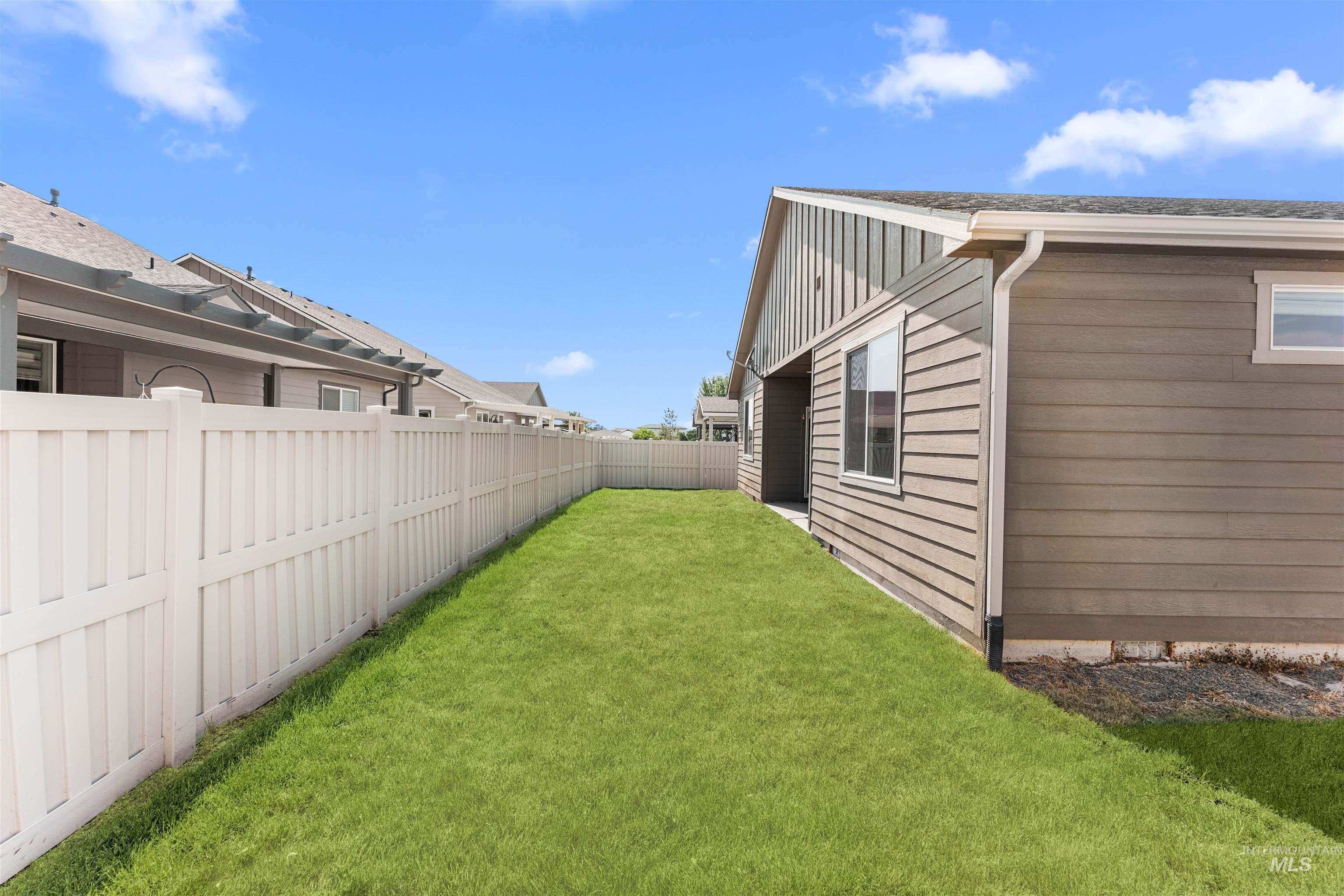 12457 W Awbrey St Property Photo 33