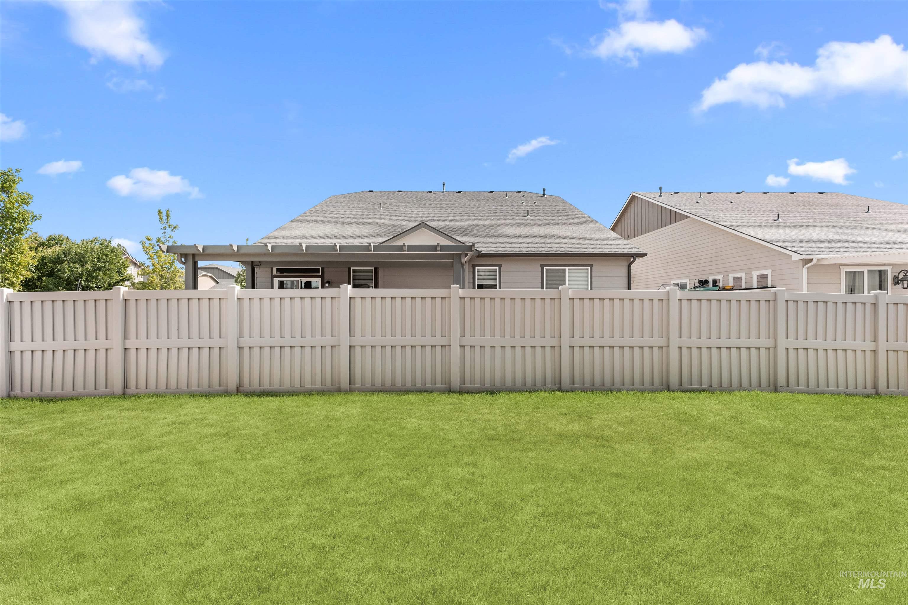 12457 W Awbrey St Property Photo 34