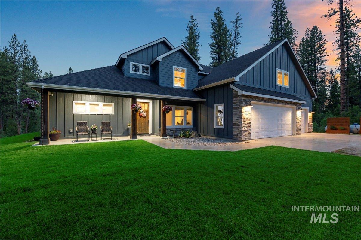 11 Crescent Cir