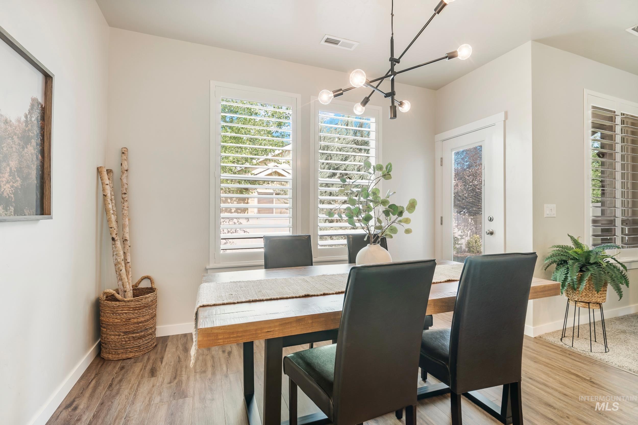 6135 N Morpheus Ave Property Photo 15