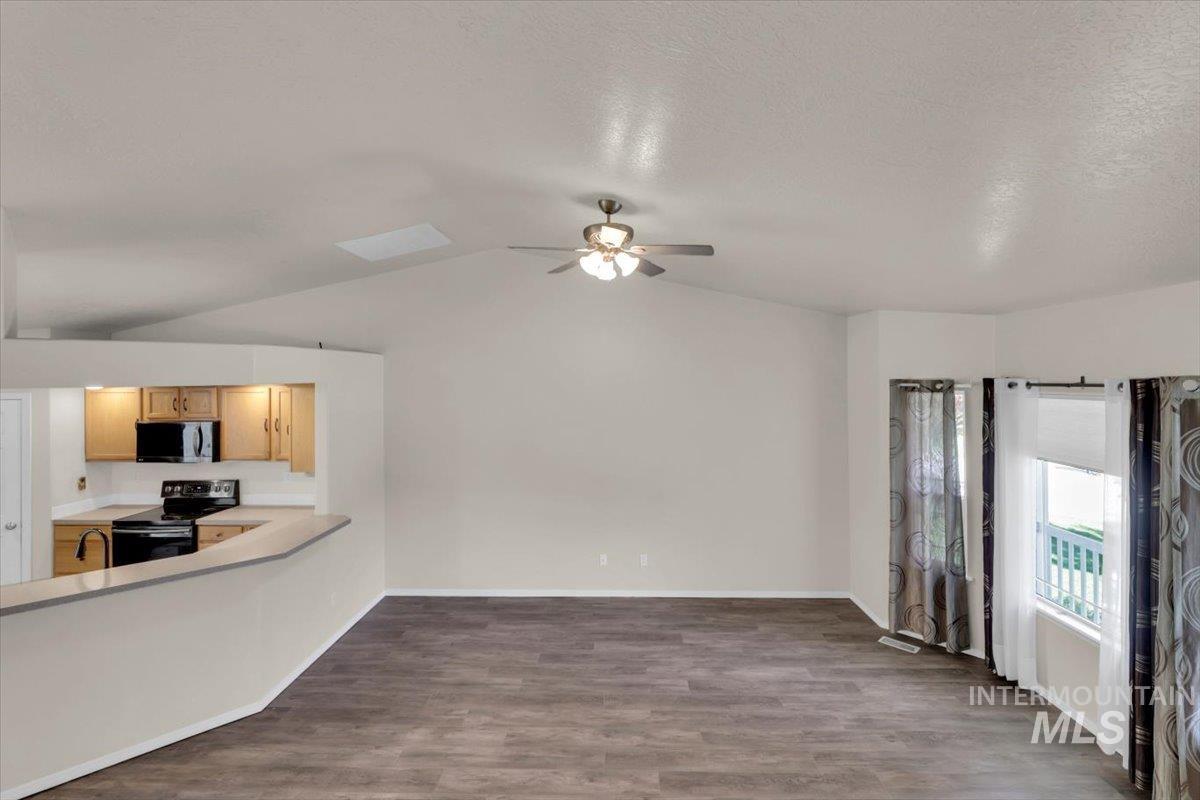 555 W Mulberry Loop Property Photo 10