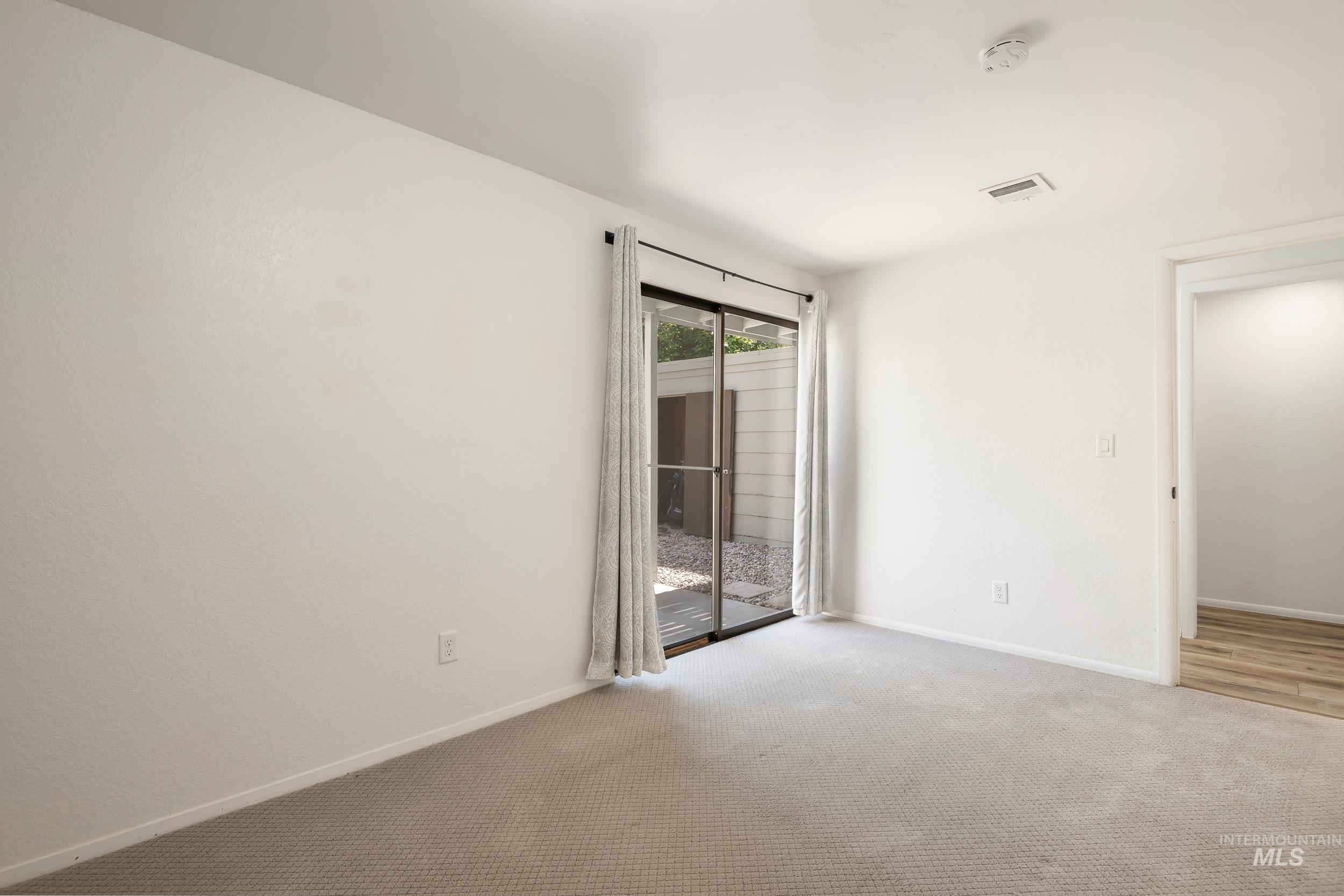 4744 N Wildrye Dr Property Photo 4