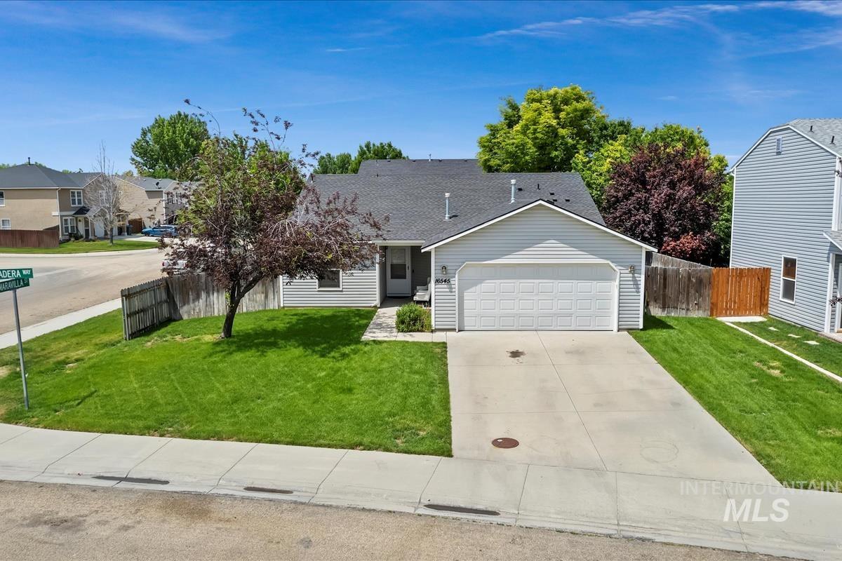 16545 Madera Way Property Photo 3