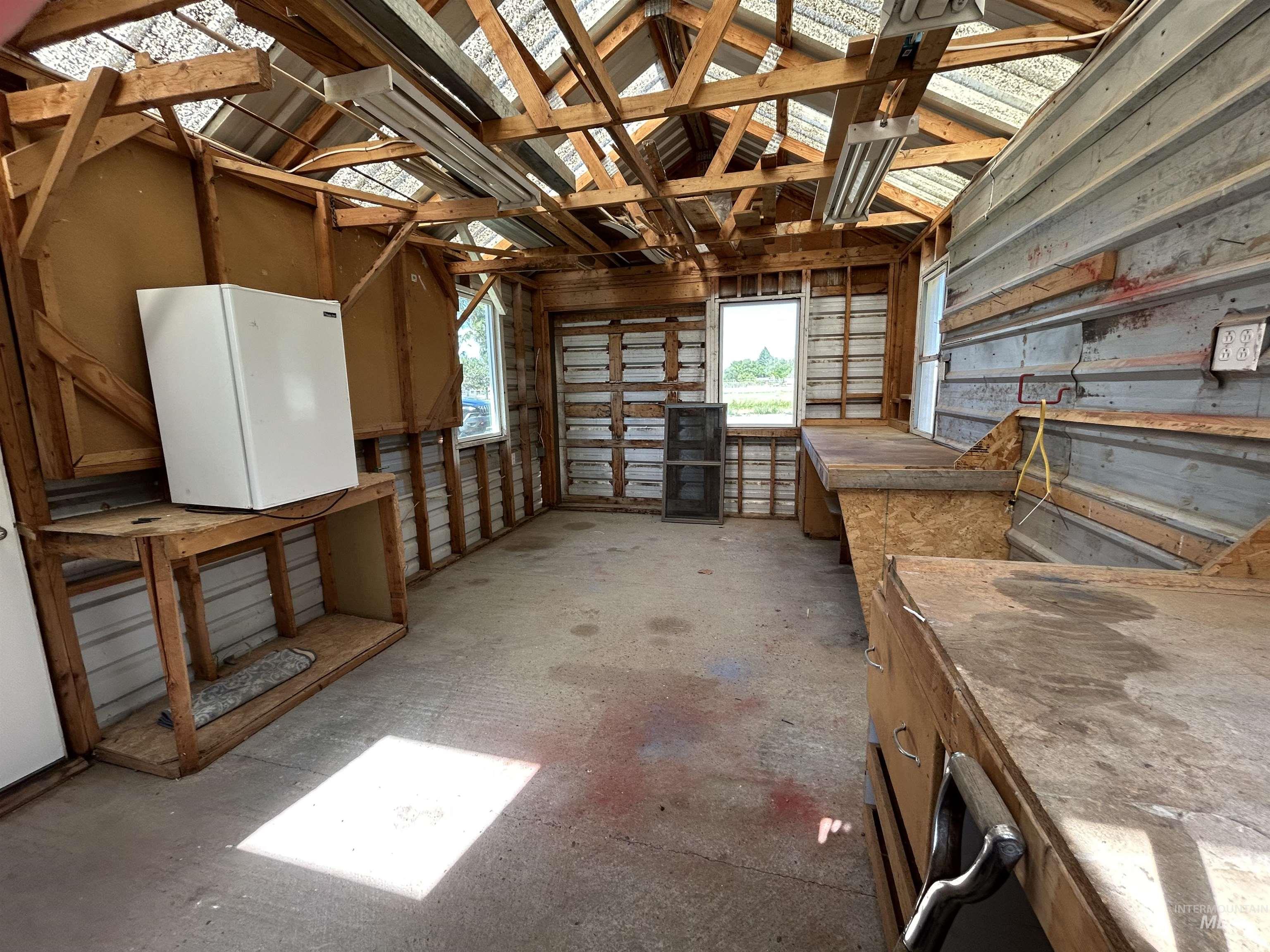 308 S Custer Property Photo 16