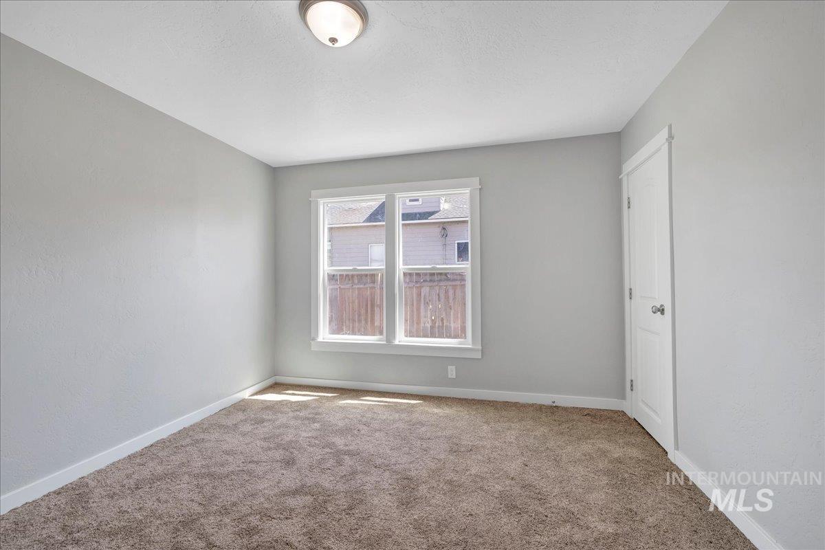 414 Yakima Ave Property Photo 6