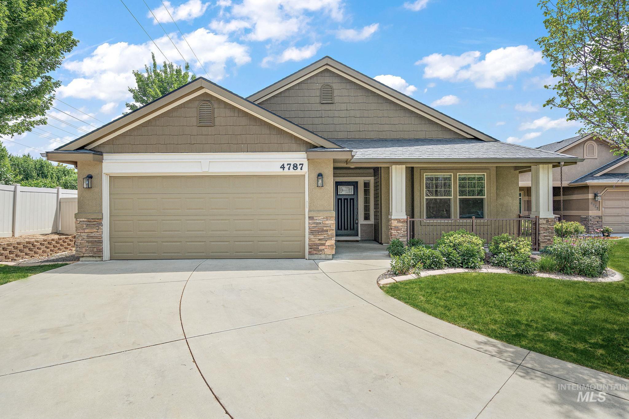 4787 N Stream Place Property Photo 1
