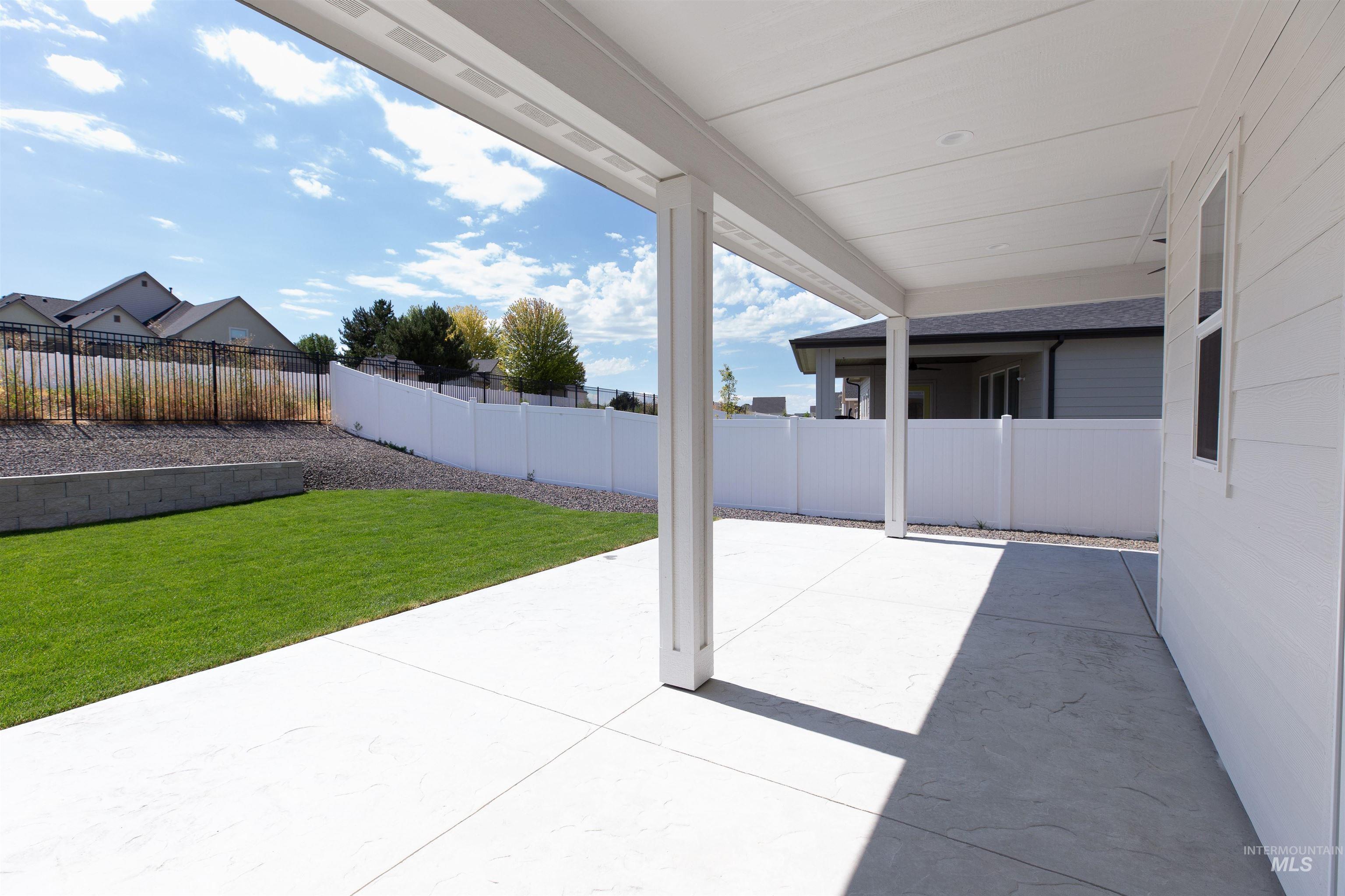 523 E Jarvis Ct. Property Photo 40
